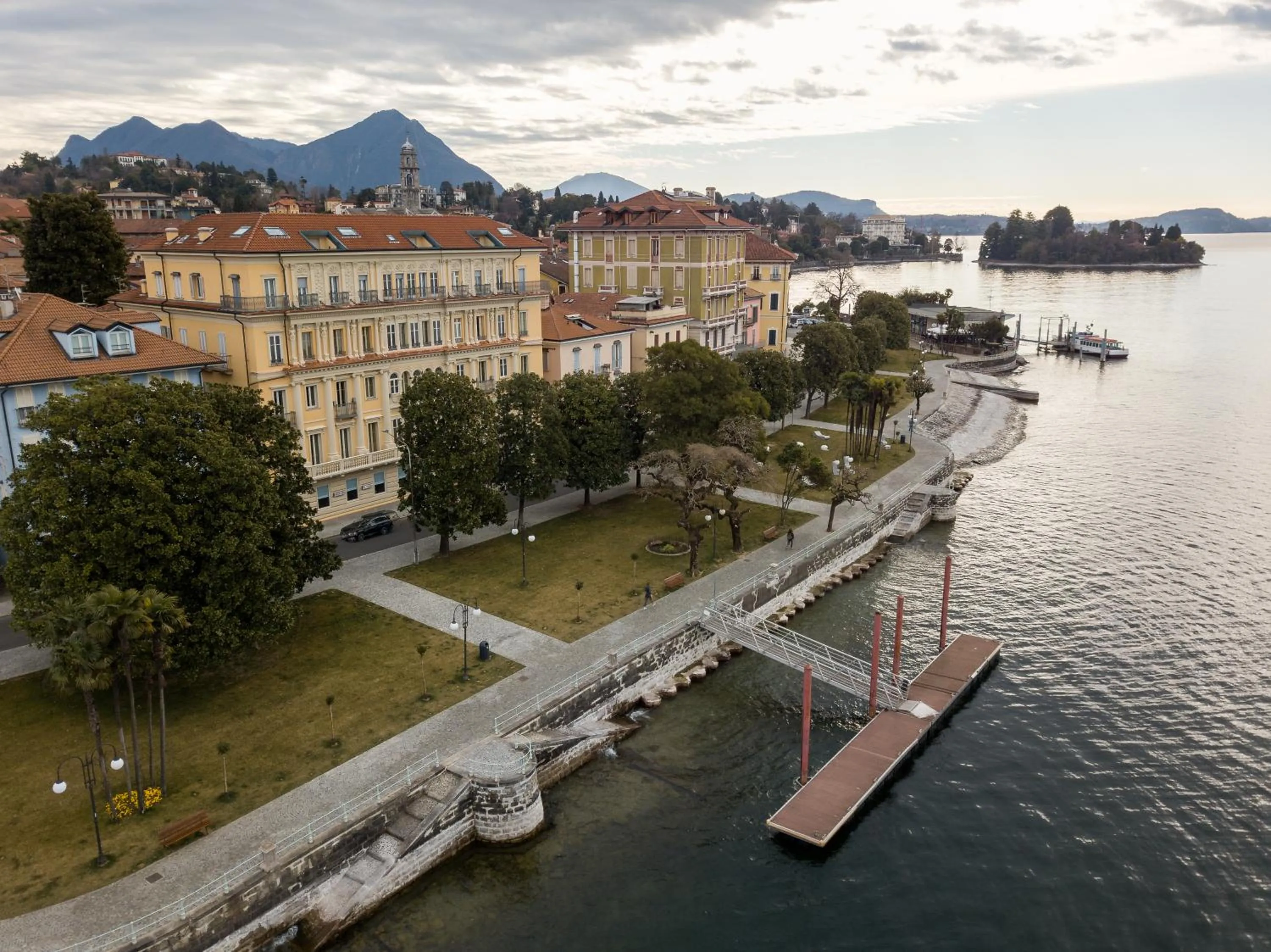 Facade/entrance in Europalace Hotel