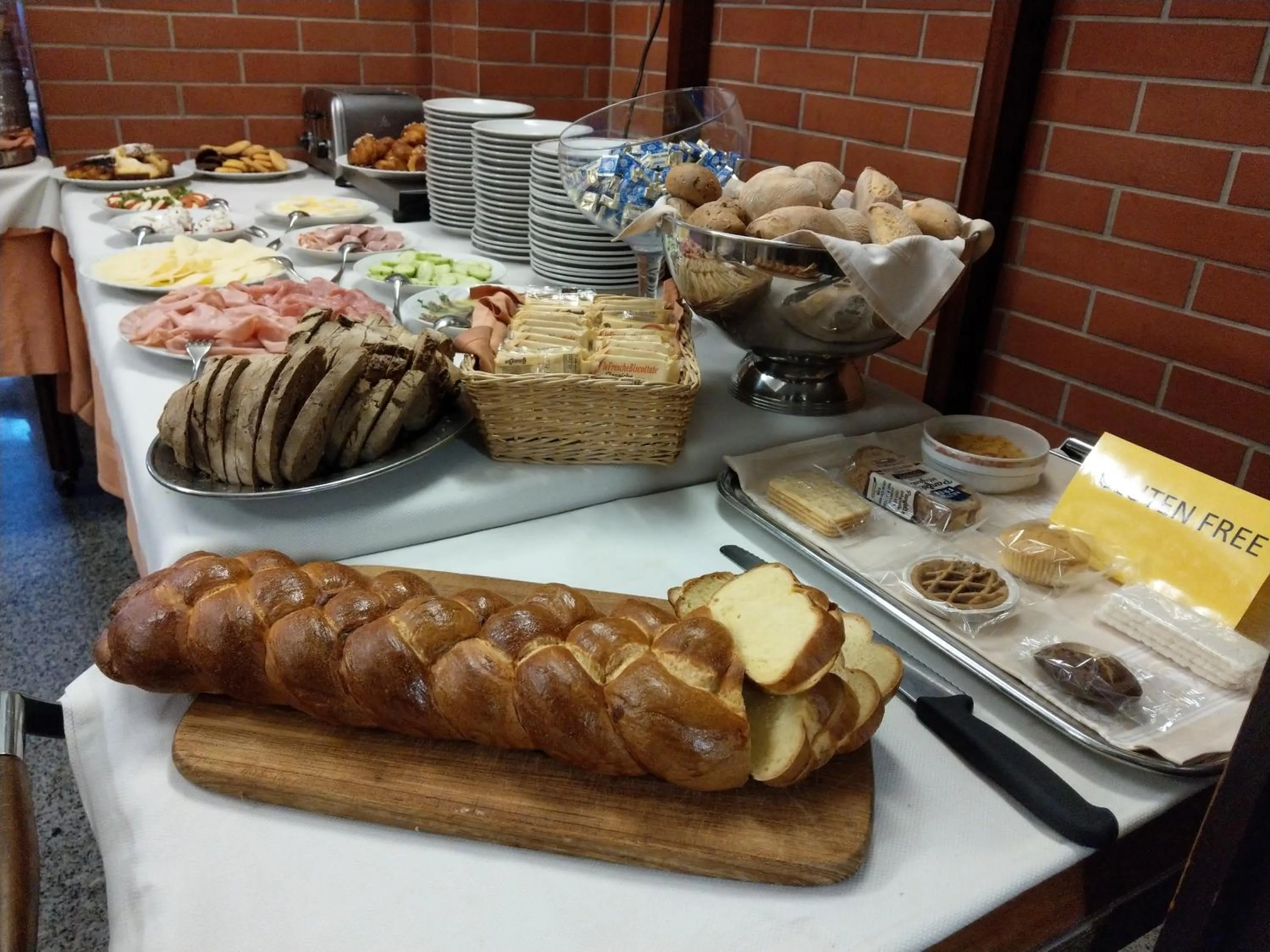 Breakfast in Europalace Hotel