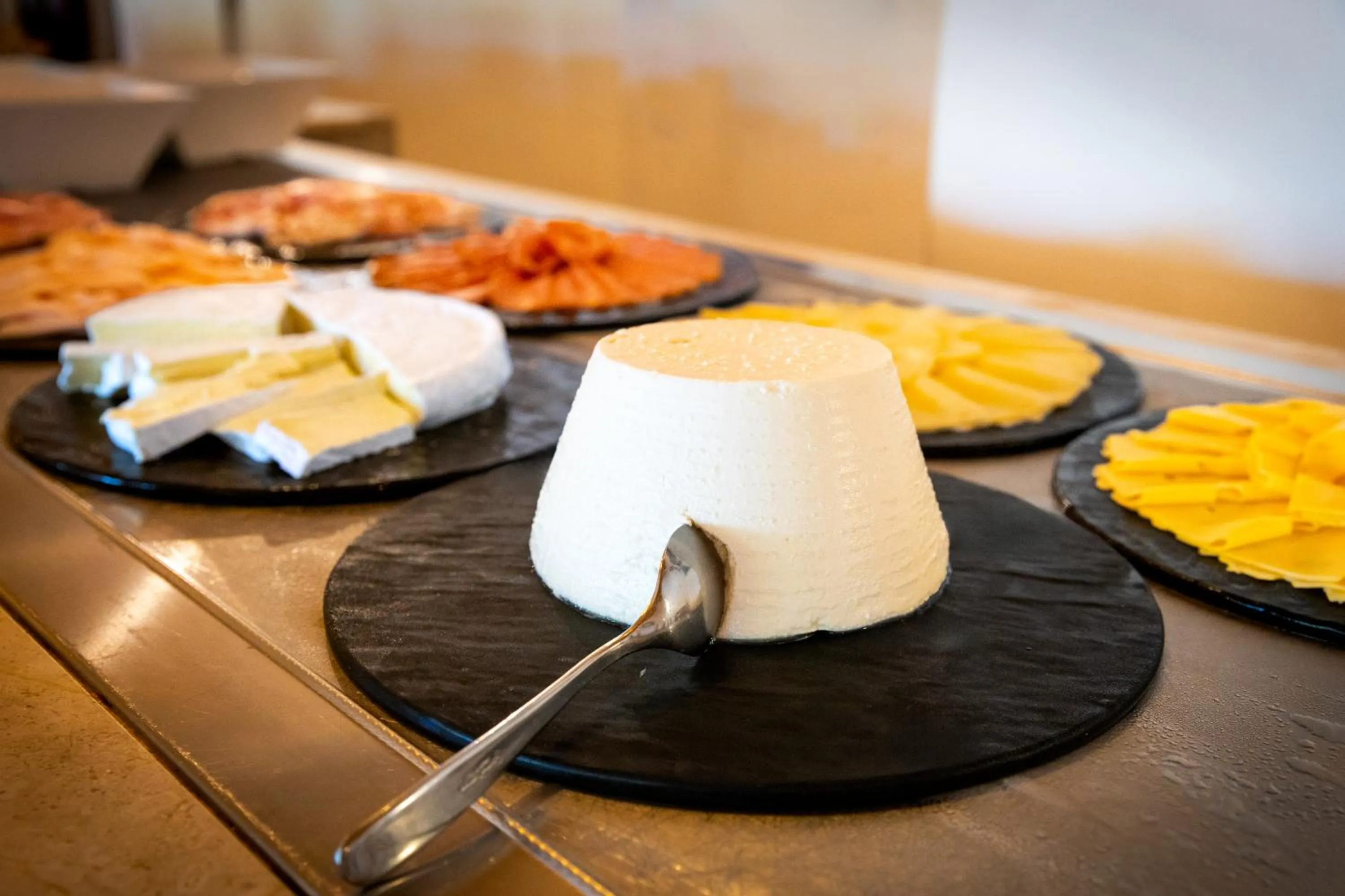 Restaurant/places to eat in Hotel Moresco