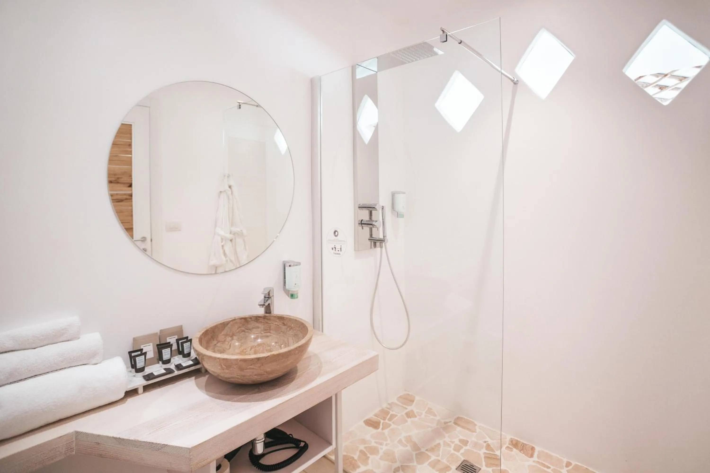 Bathroom in Hotel Moresco