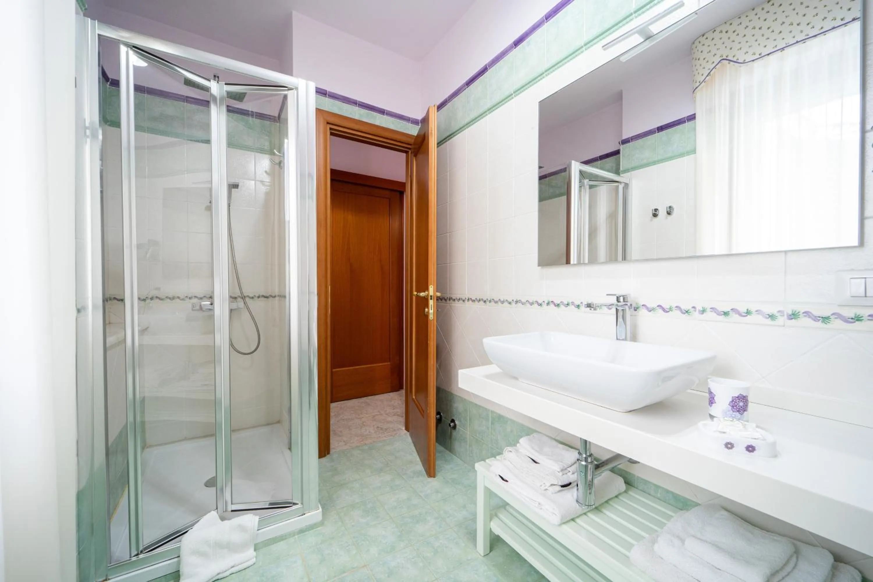 Shower in Almaré B&B