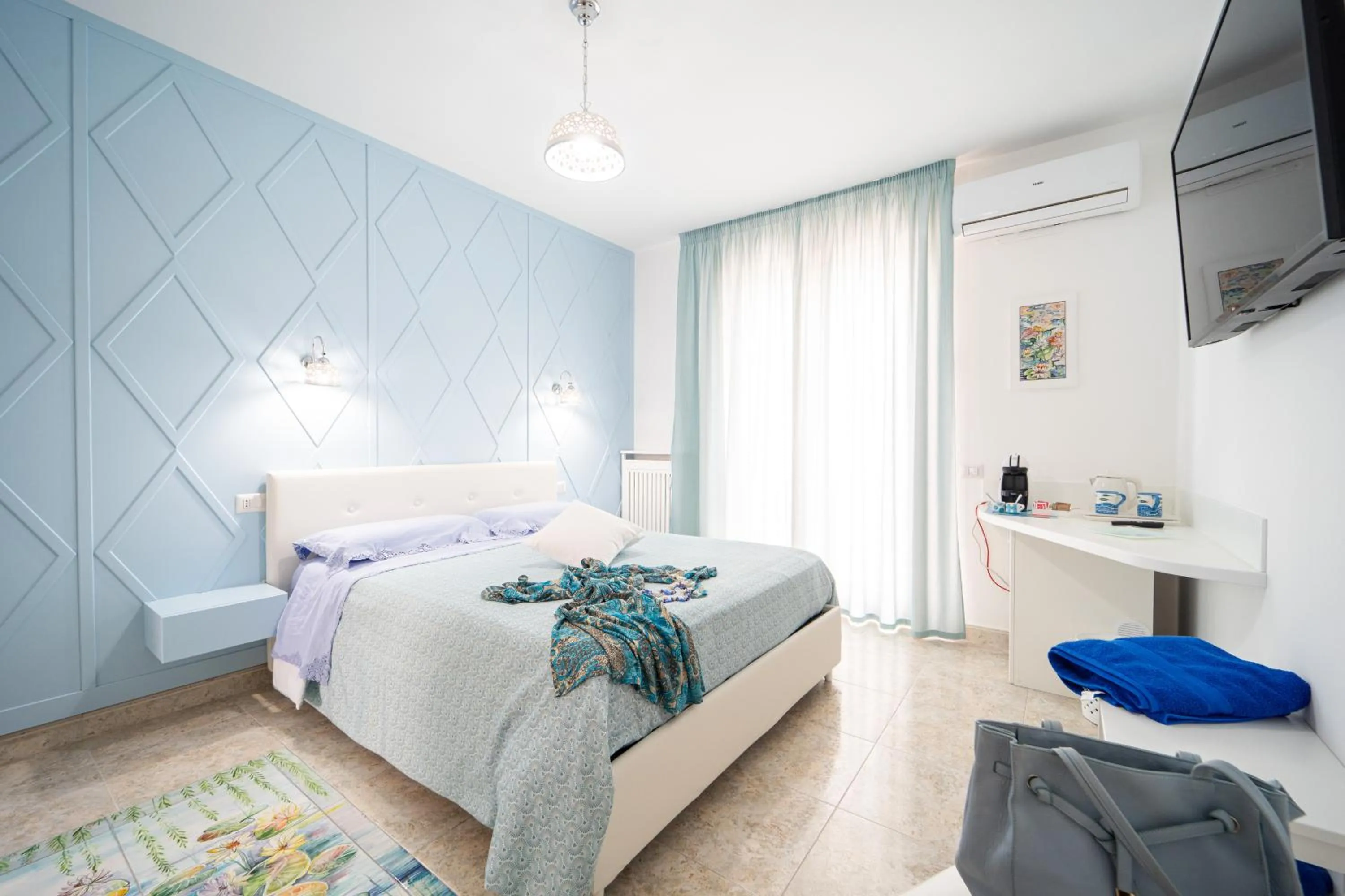 Photo of the whole room, Bed in Almaré B&B