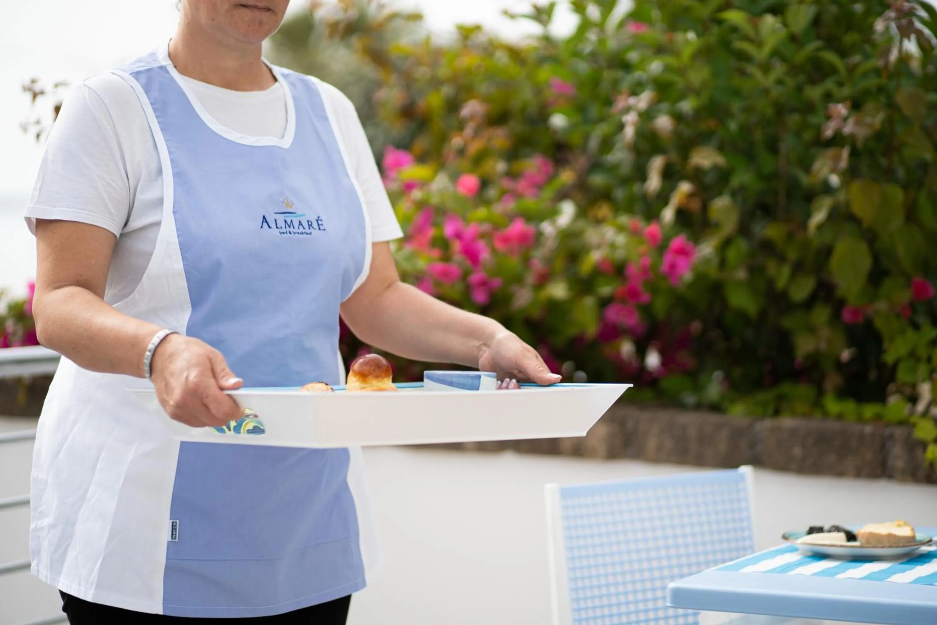 Staff in Almaré B&B