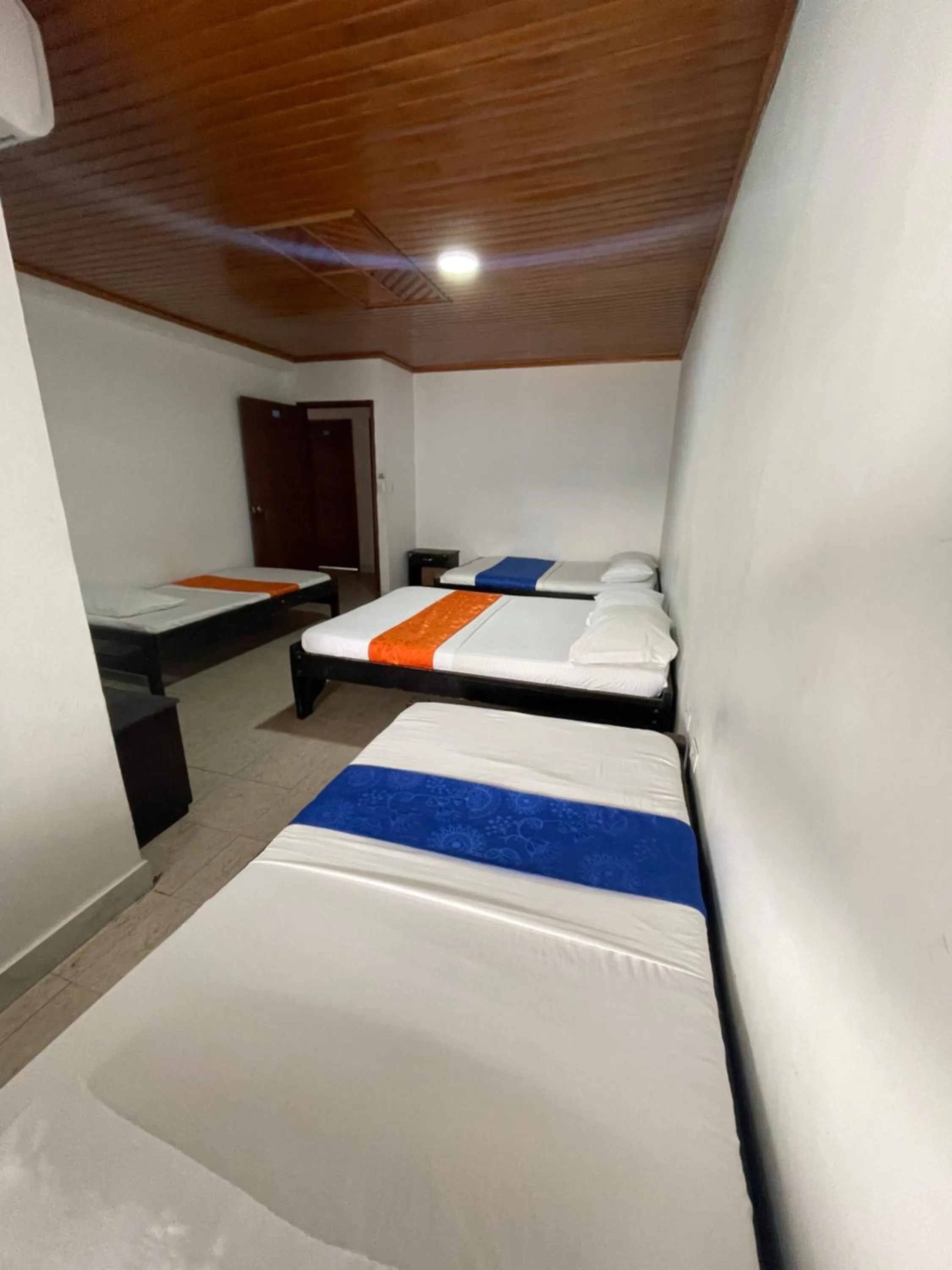 Photo of the whole room, Bed in Hotel Descanso Inn Villavicencio