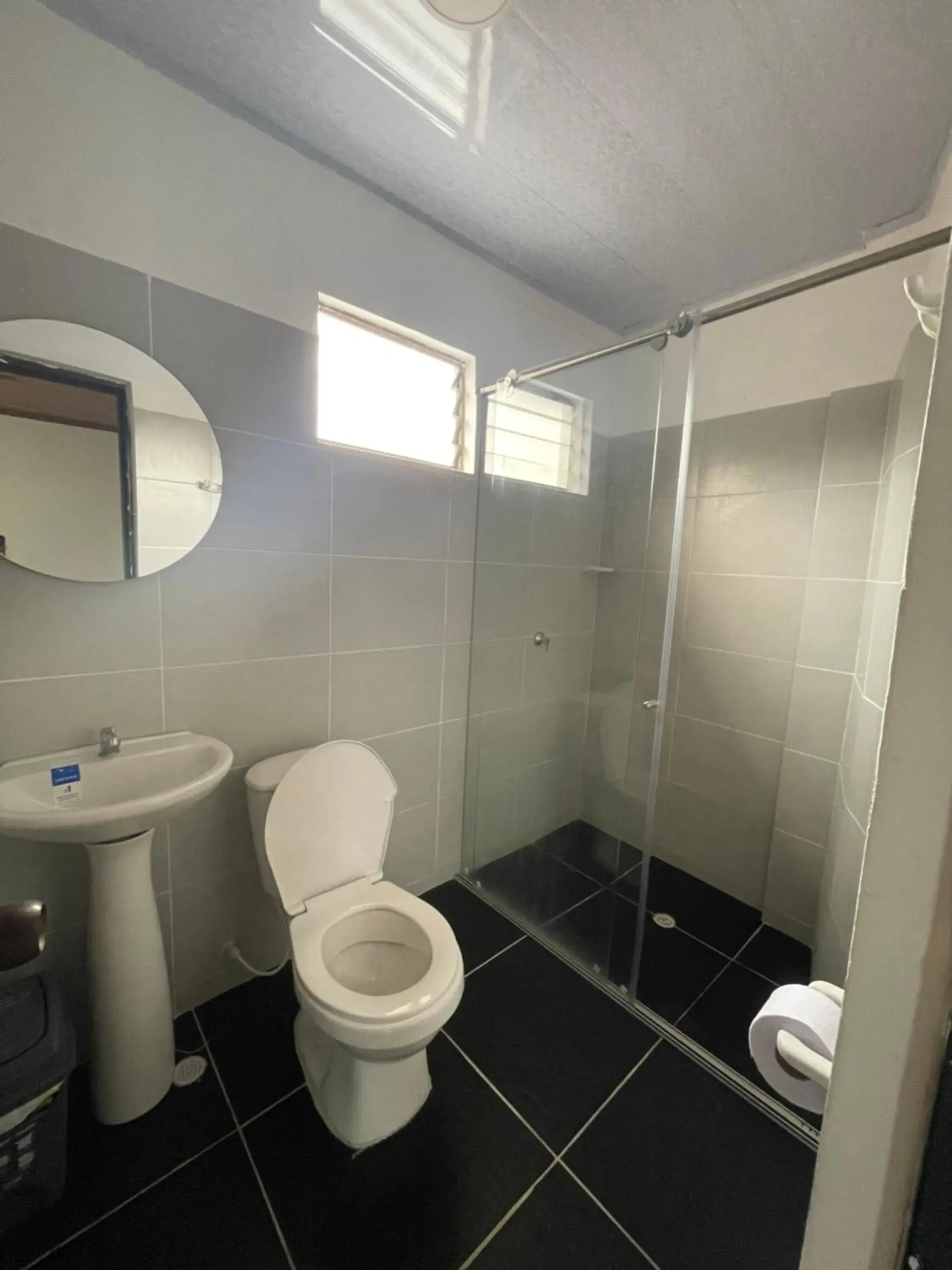 Superior Double Room - single occupancy in Hotel Descanso Inn Villavicencio Superior Double Room - single occupancy in Hotel Descanso Inn Villavicencio