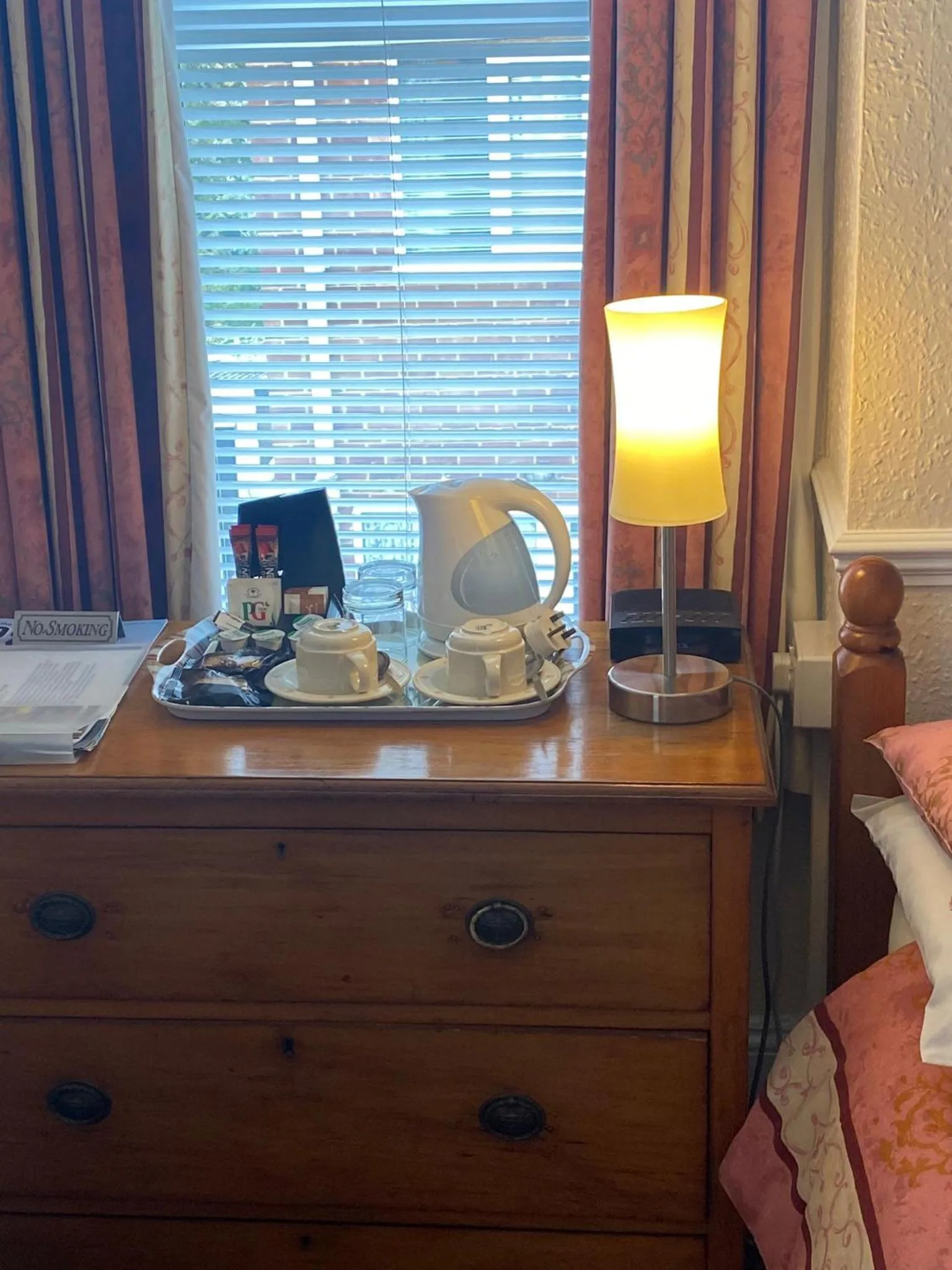 Bedroom, Bed in Landguard Lodge Guest House