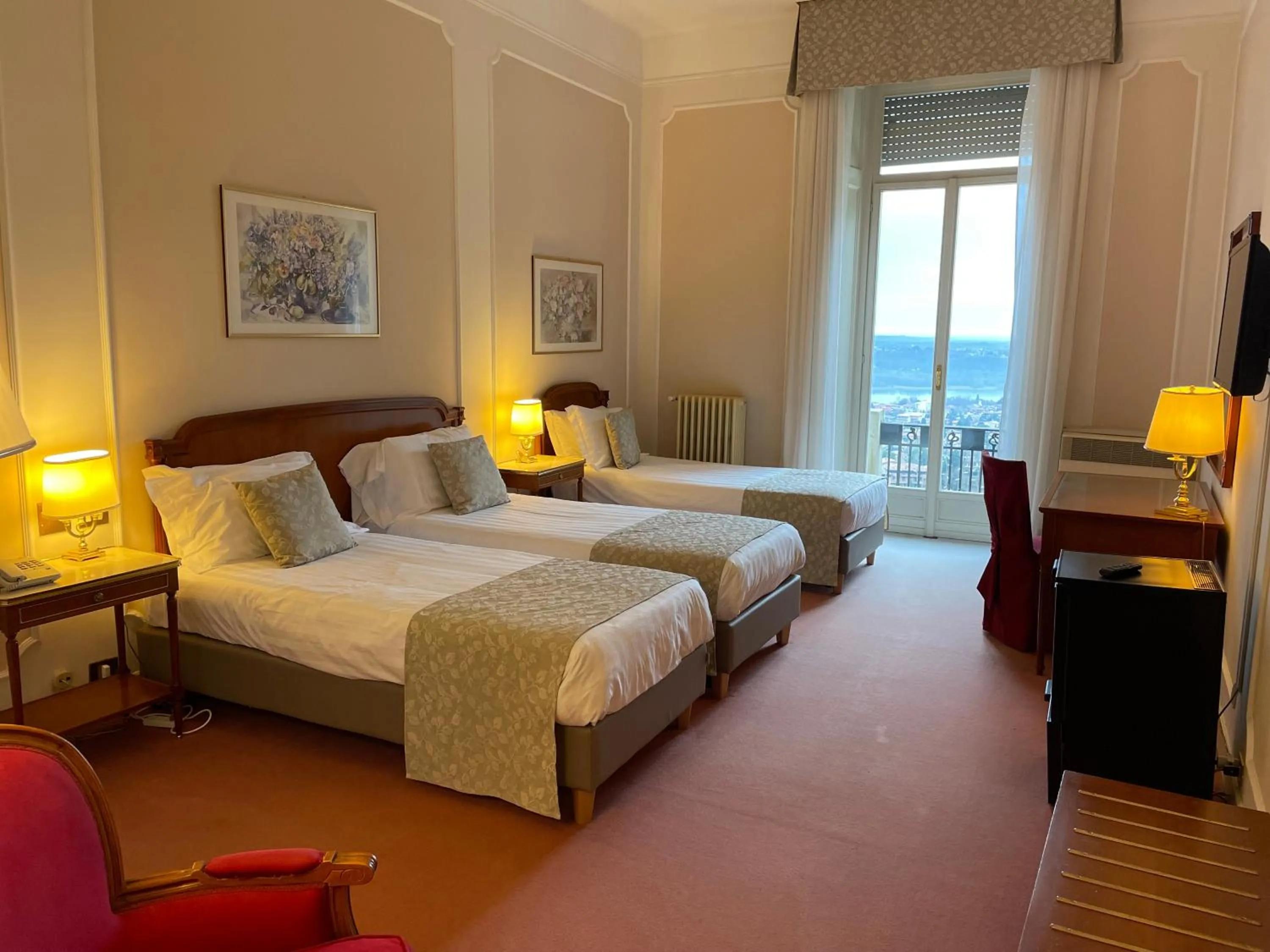 Bedroom, Bed in Palace Grand Hotel Varese