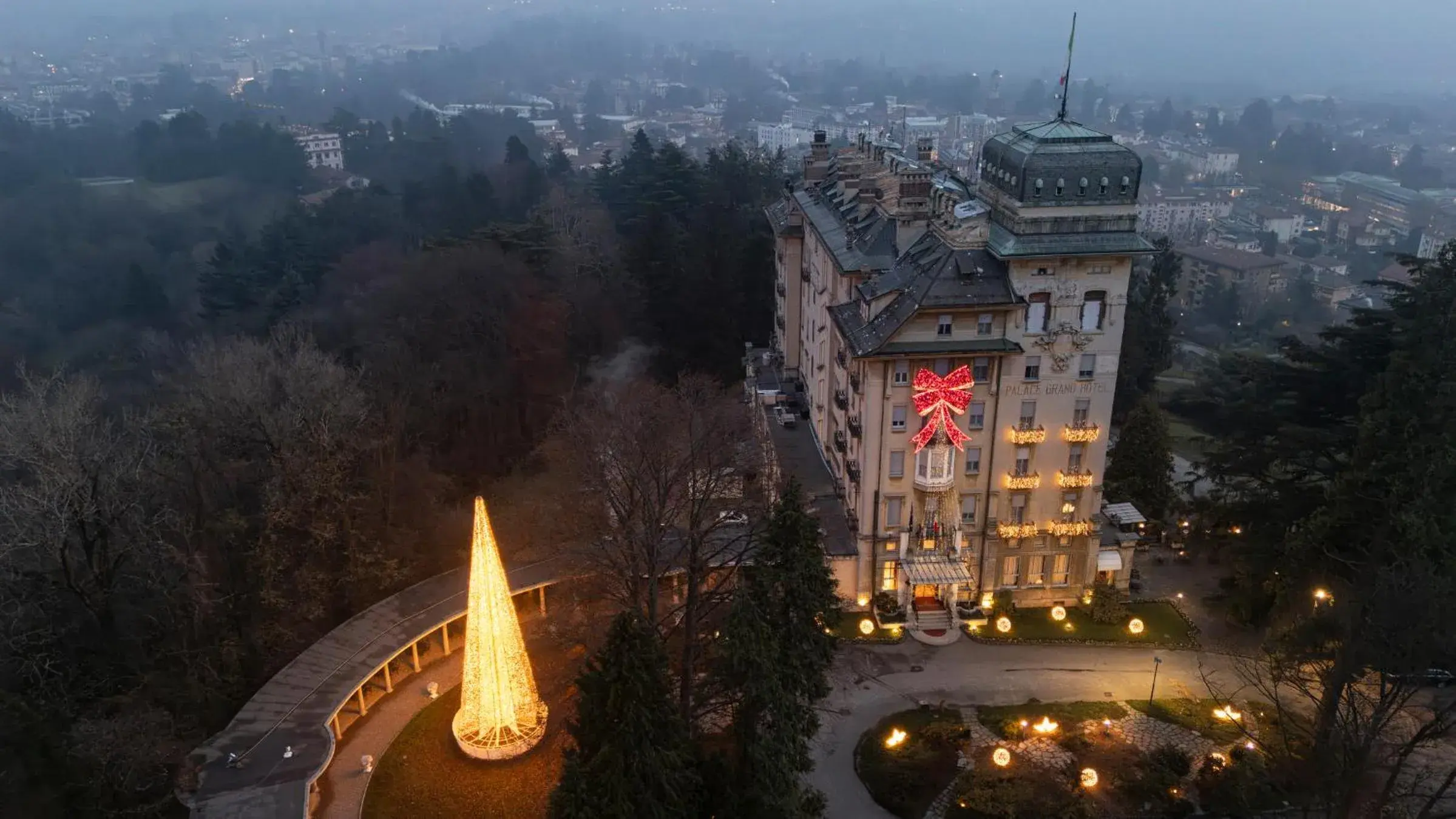 Property building in Palace Grand Hotel Varese Property building in Palace Grand Hotel Varese