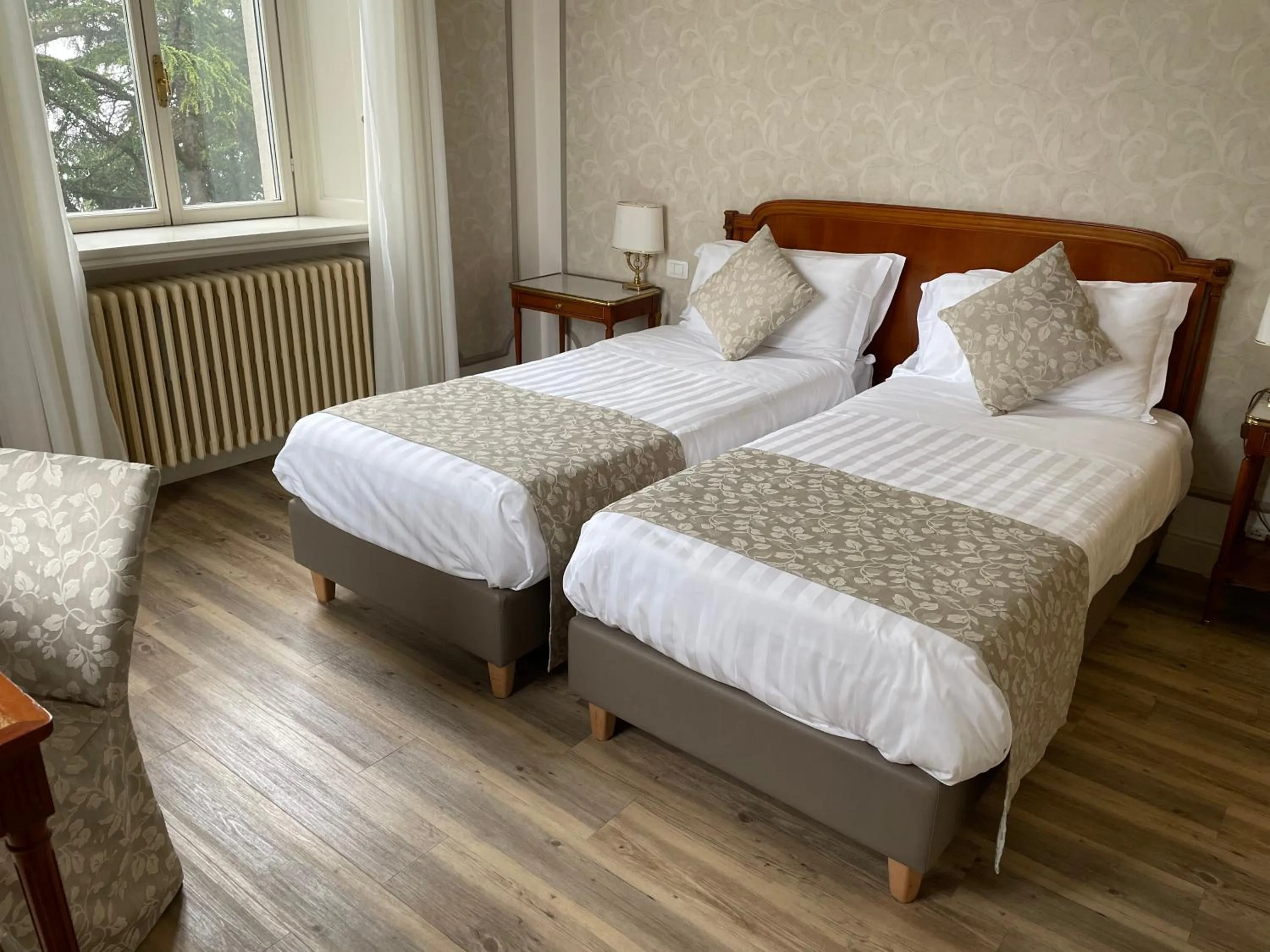 Bedroom, Bed in Palace Grand Hotel Varese