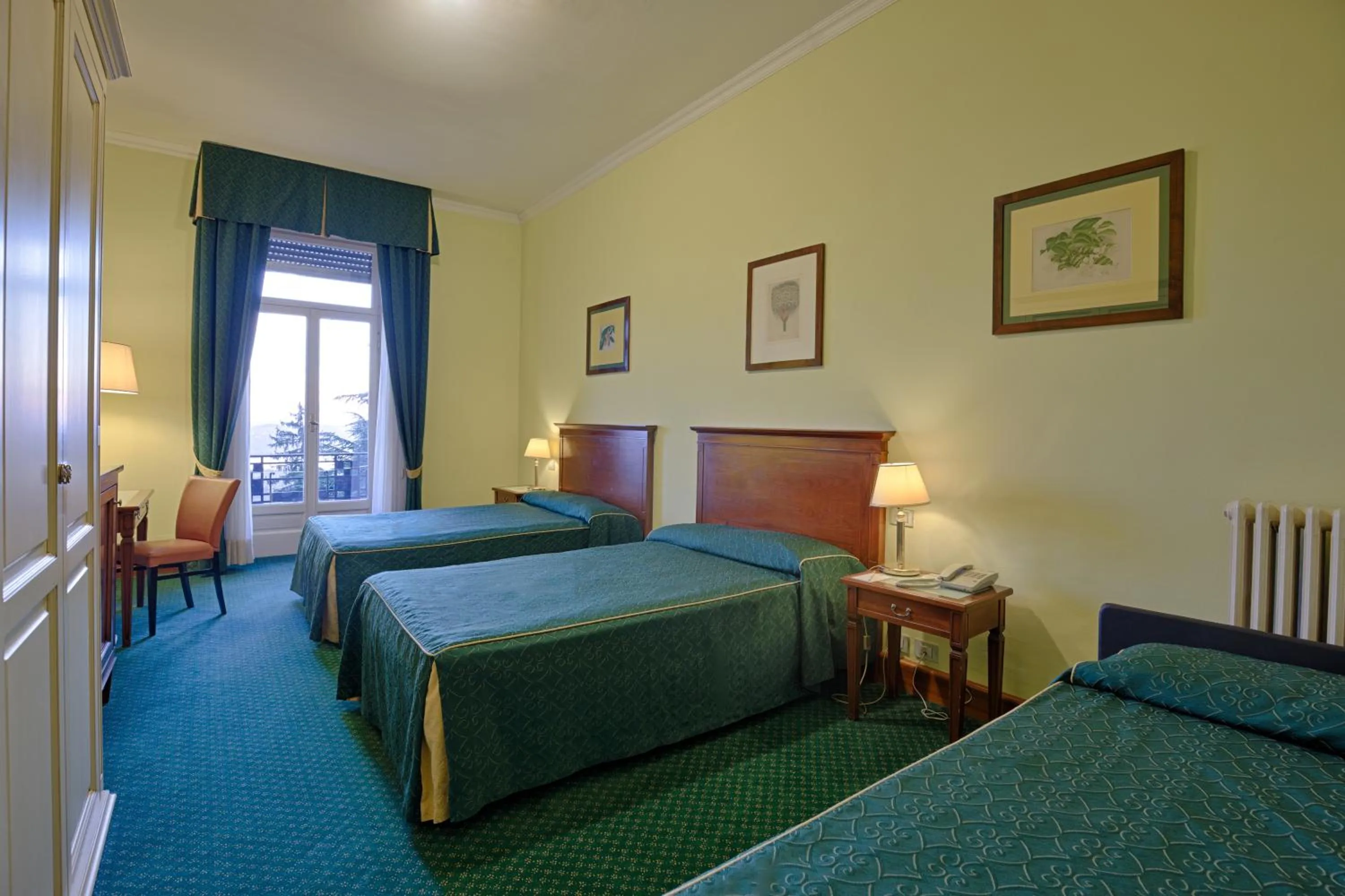 Bedroom, Bed in Palace Grand Hotel Varese