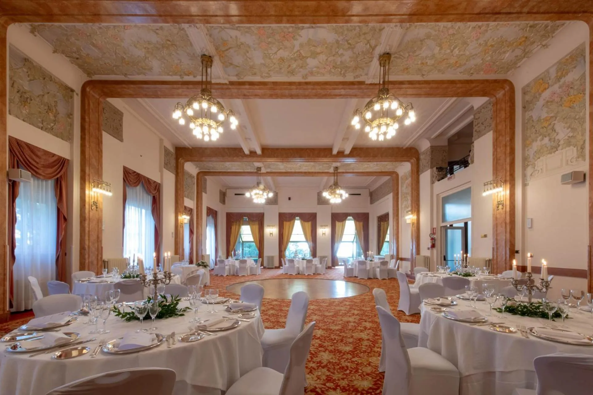 Banquet/Function facilities in Palace Grand Hotel Varese