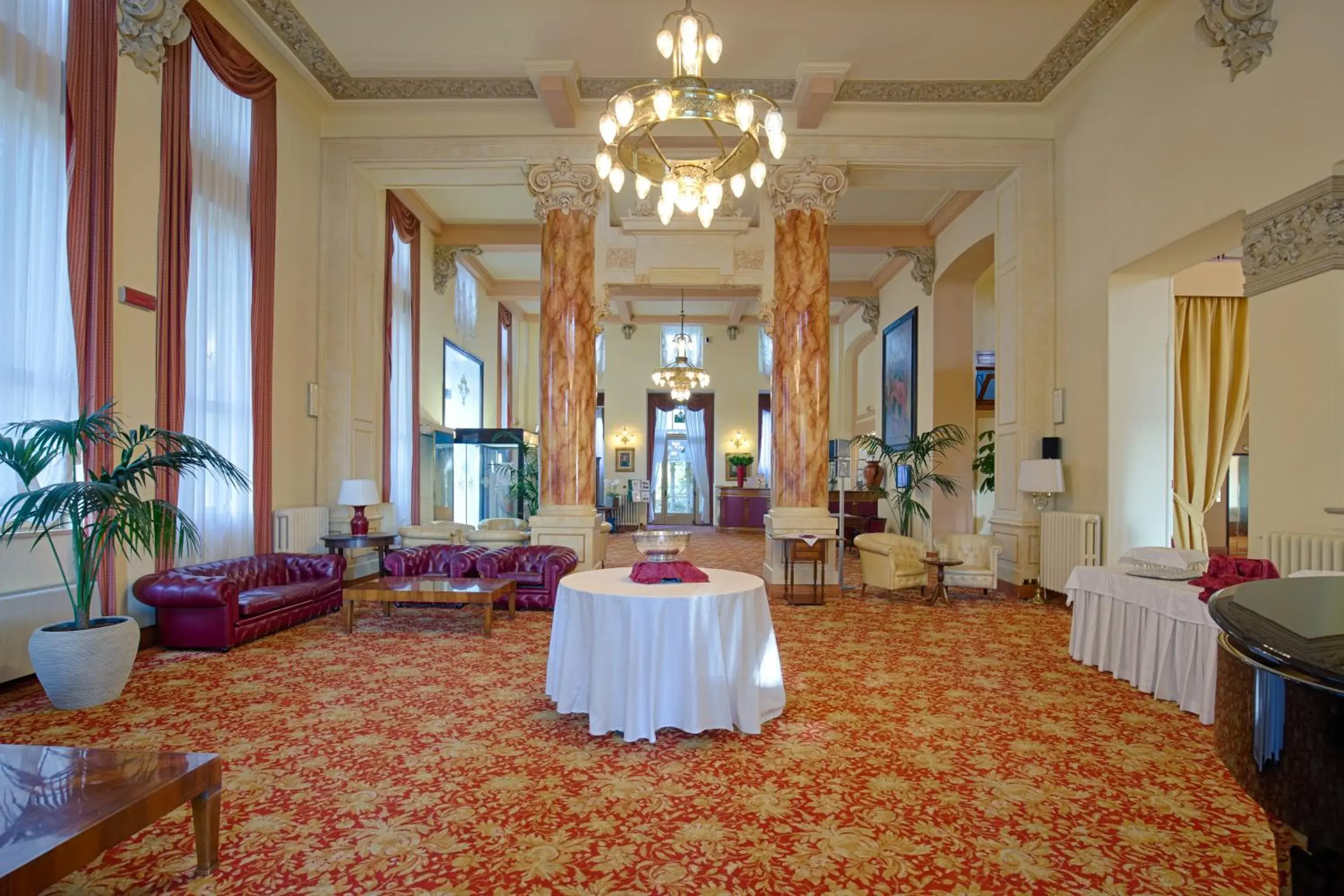 Lobby or reception in Palace Grand Hotel Varese Lobby or reception in Palace Grand Hotel Varese