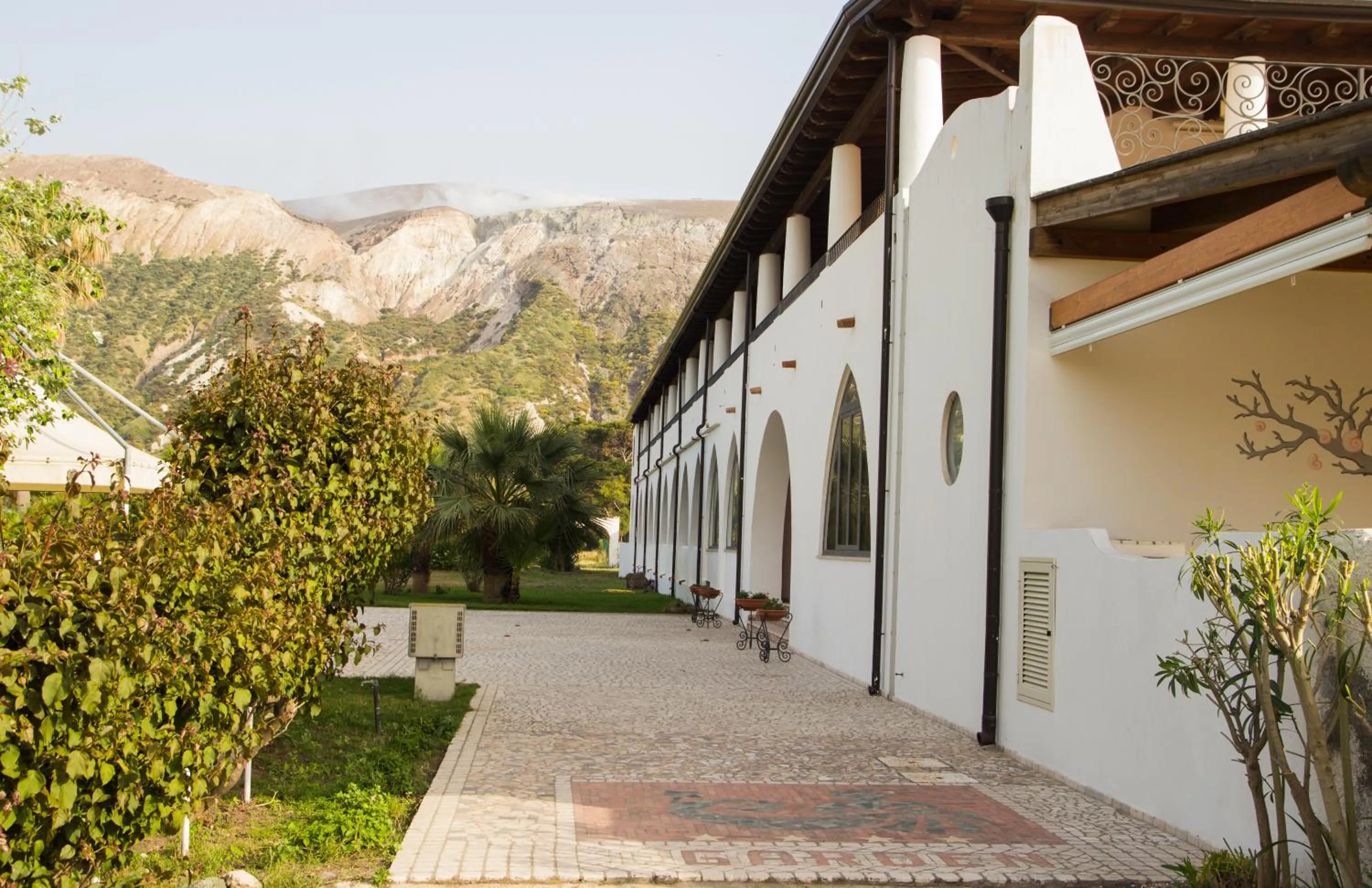 Property building in Hotel Garden