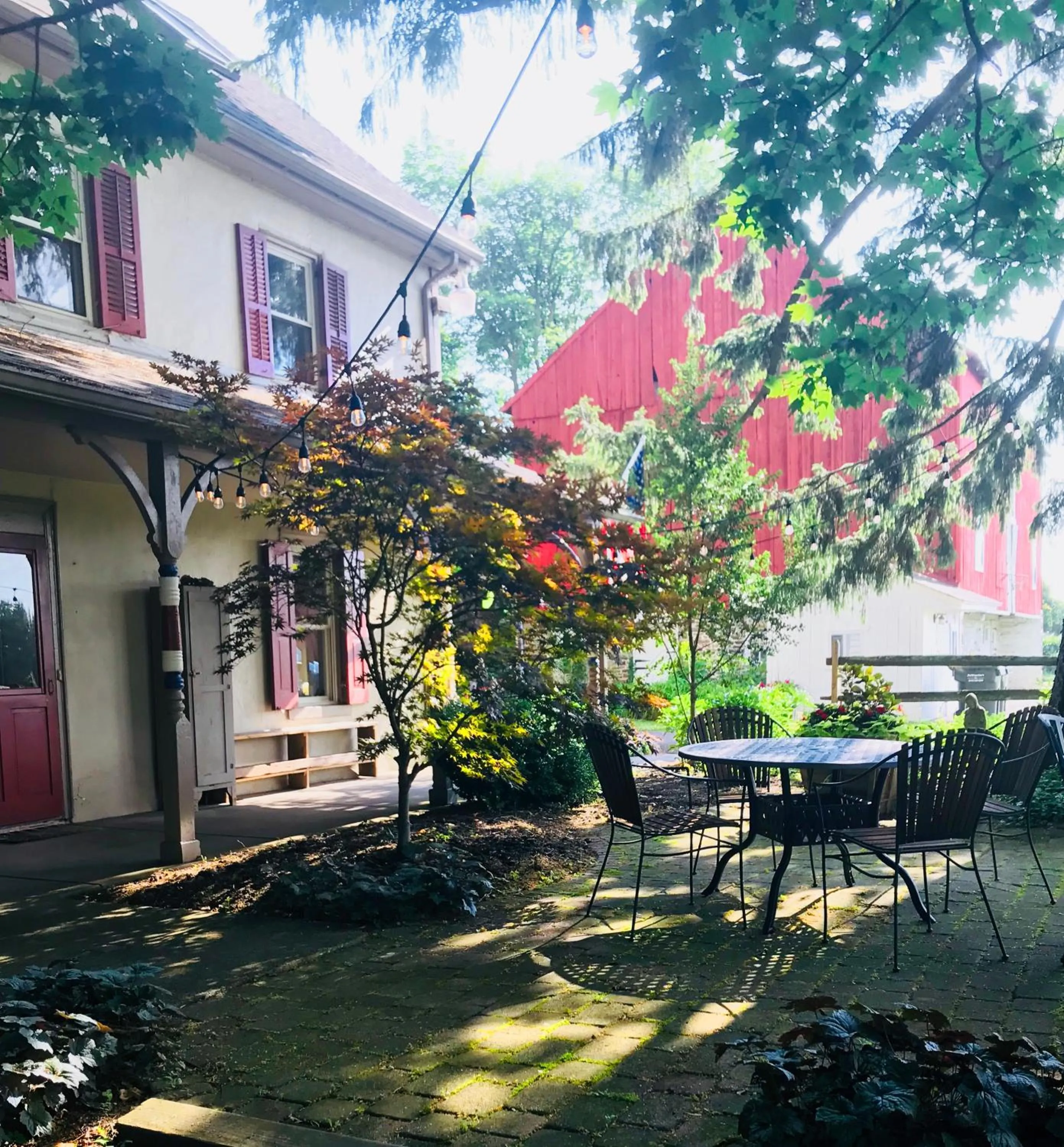Patio in Galvanized America Inn & Art Gallery