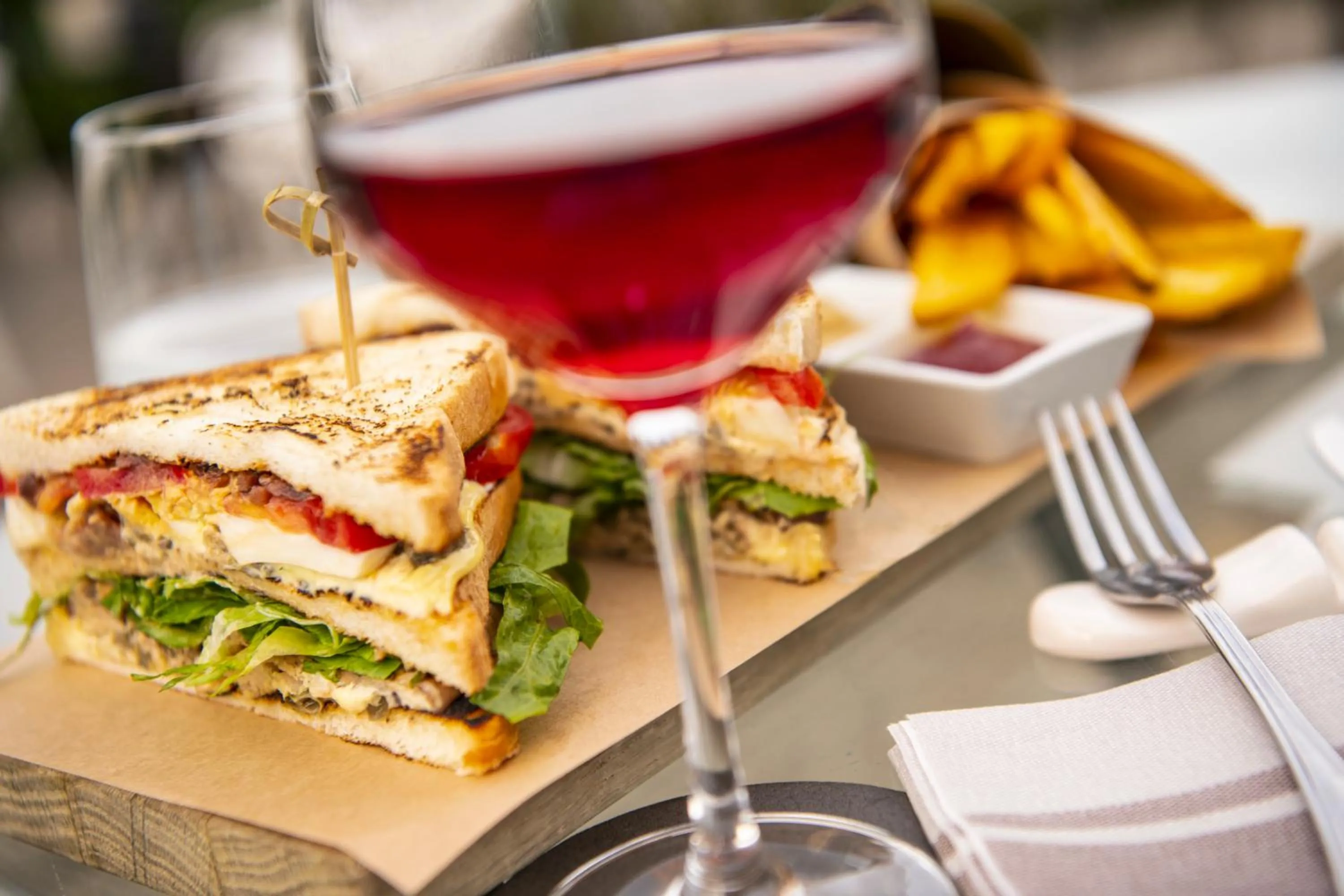 Restaurant/places to eat in Hotel Signum