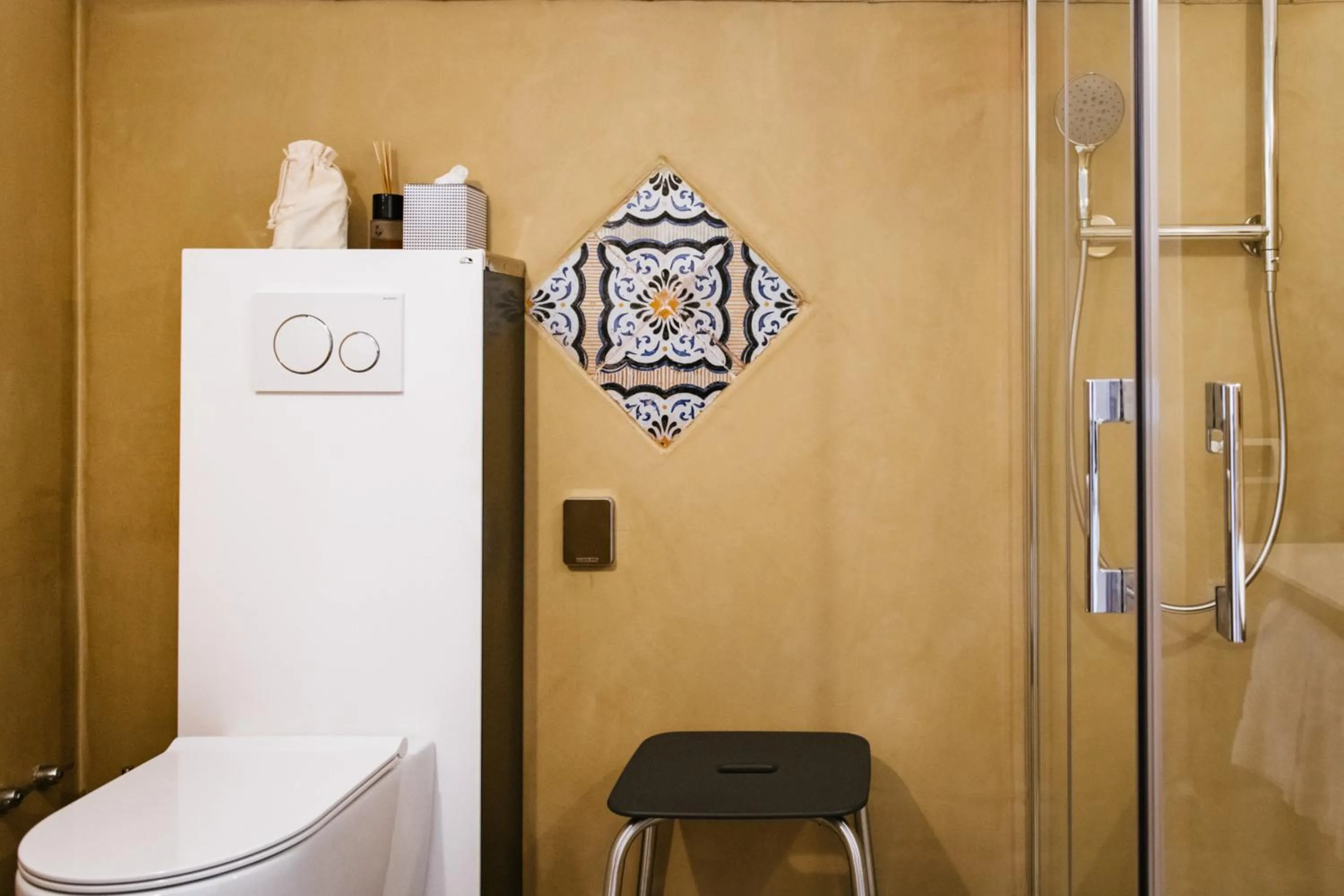 Toilet in Hotel Signum