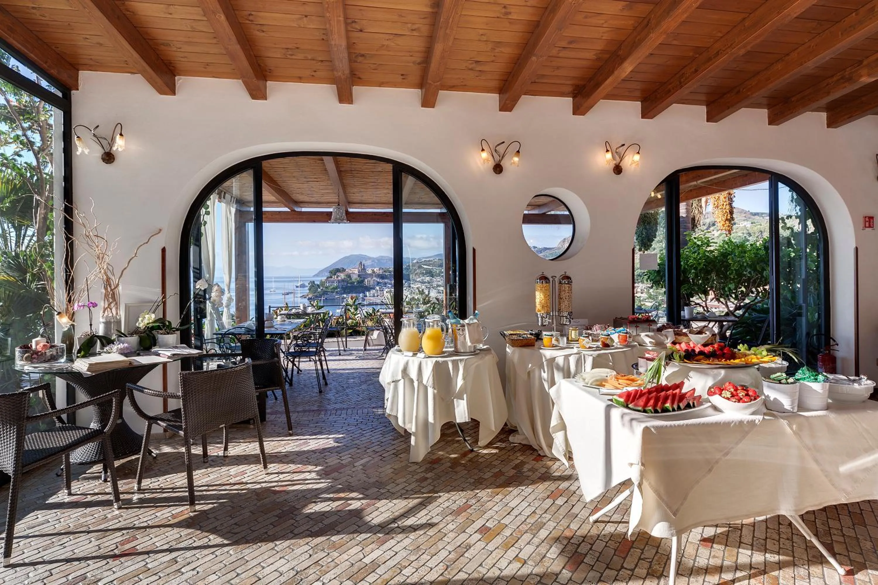 Buffet breakfast in Hotel Villa Enrica - Aeolian Charme