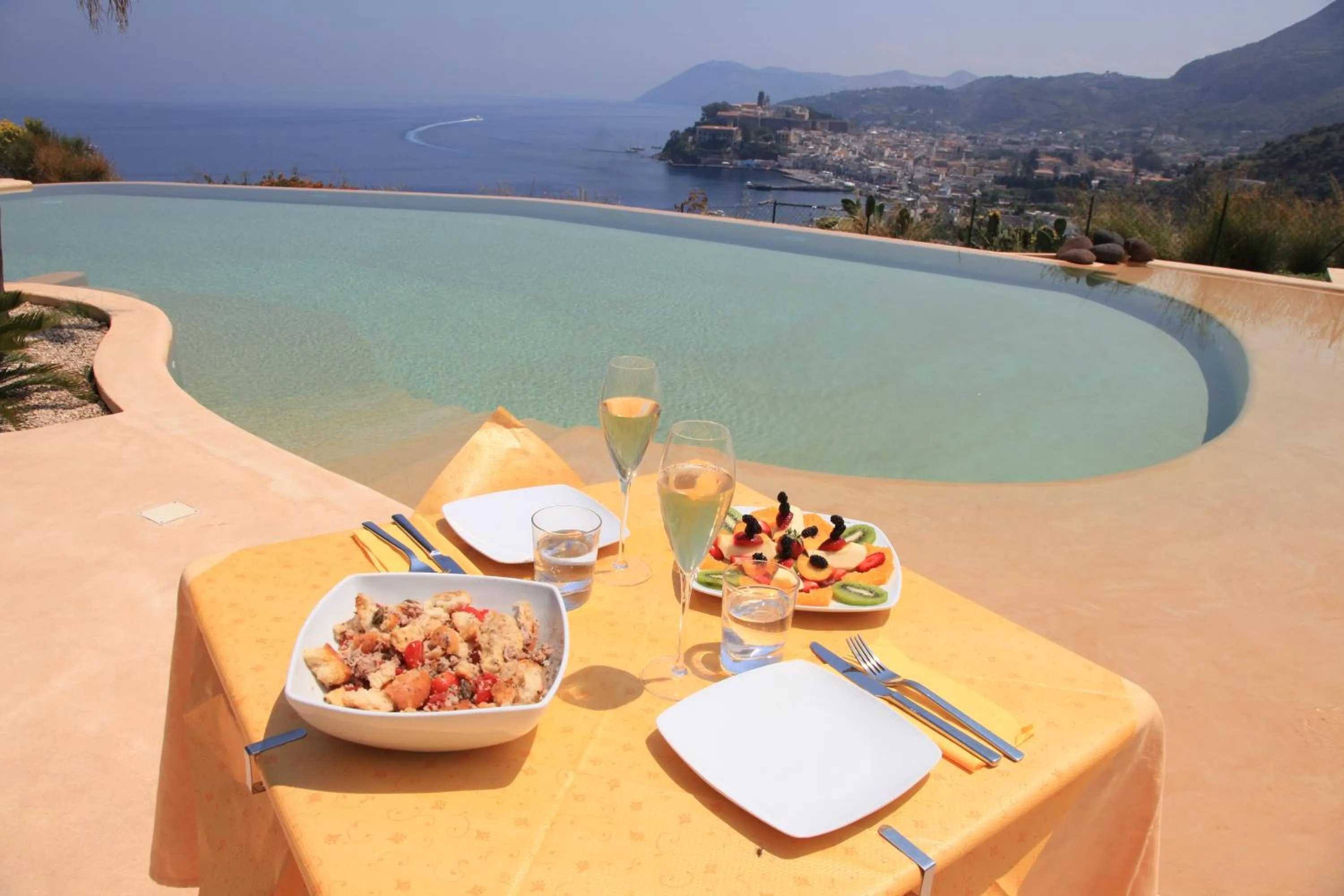 Day in Hotel Villa Enrica - Aeolian Charme