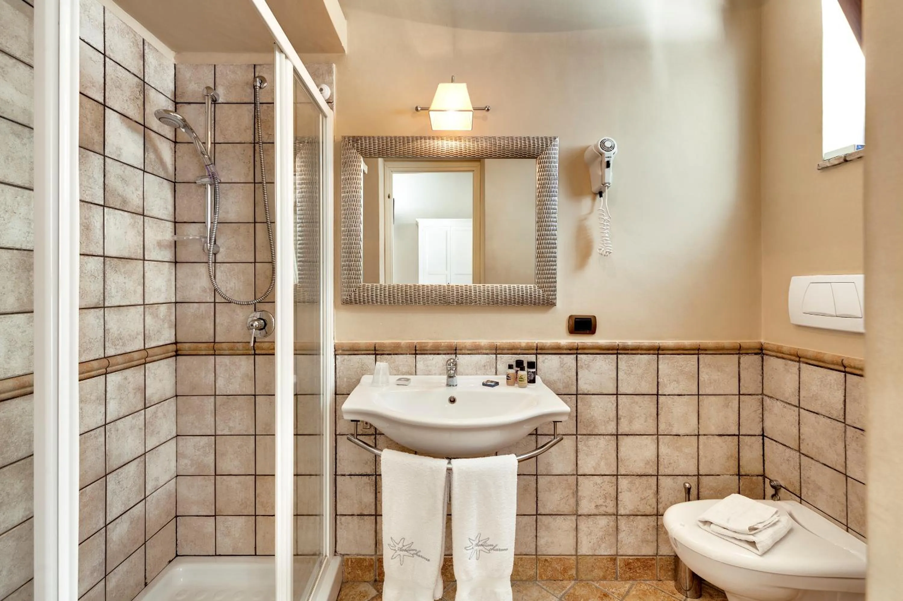 Bathroom in Hotel Villa Enrica - Aeolian Charme