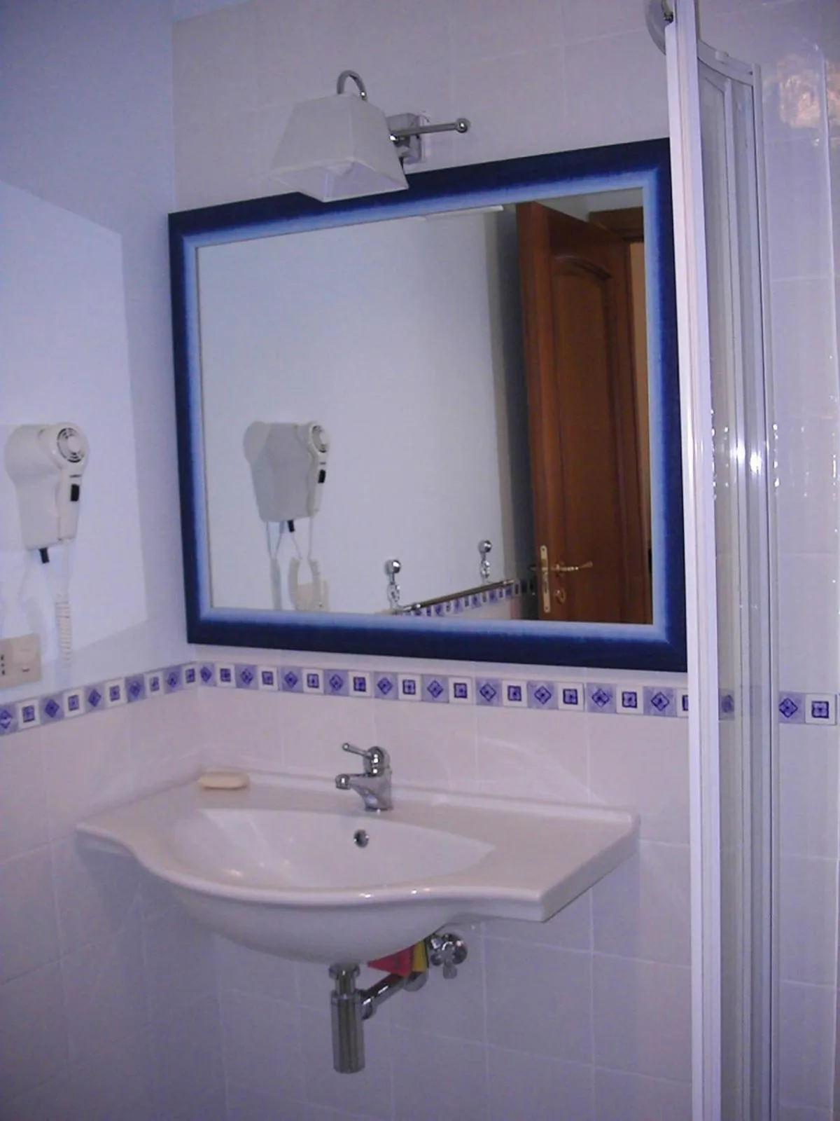 Bathroom in Hotel Villa Enrica - Aeolian Charme