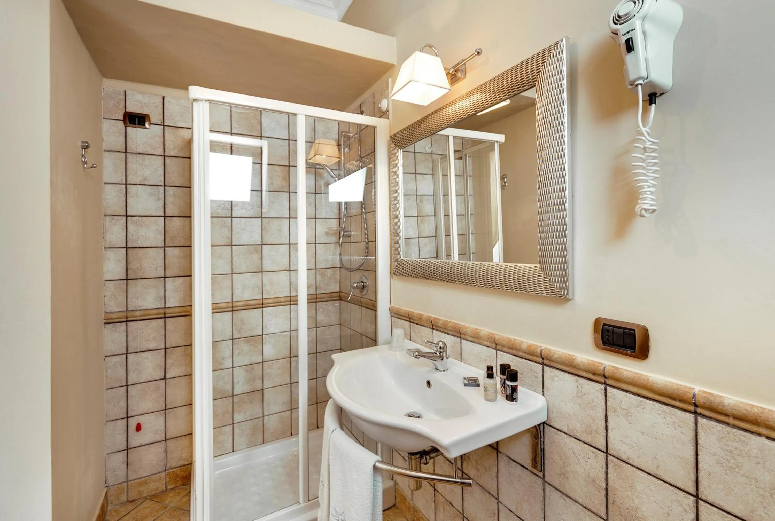 Bathroom in Hotel Villa Enrica - Aeolian Charme