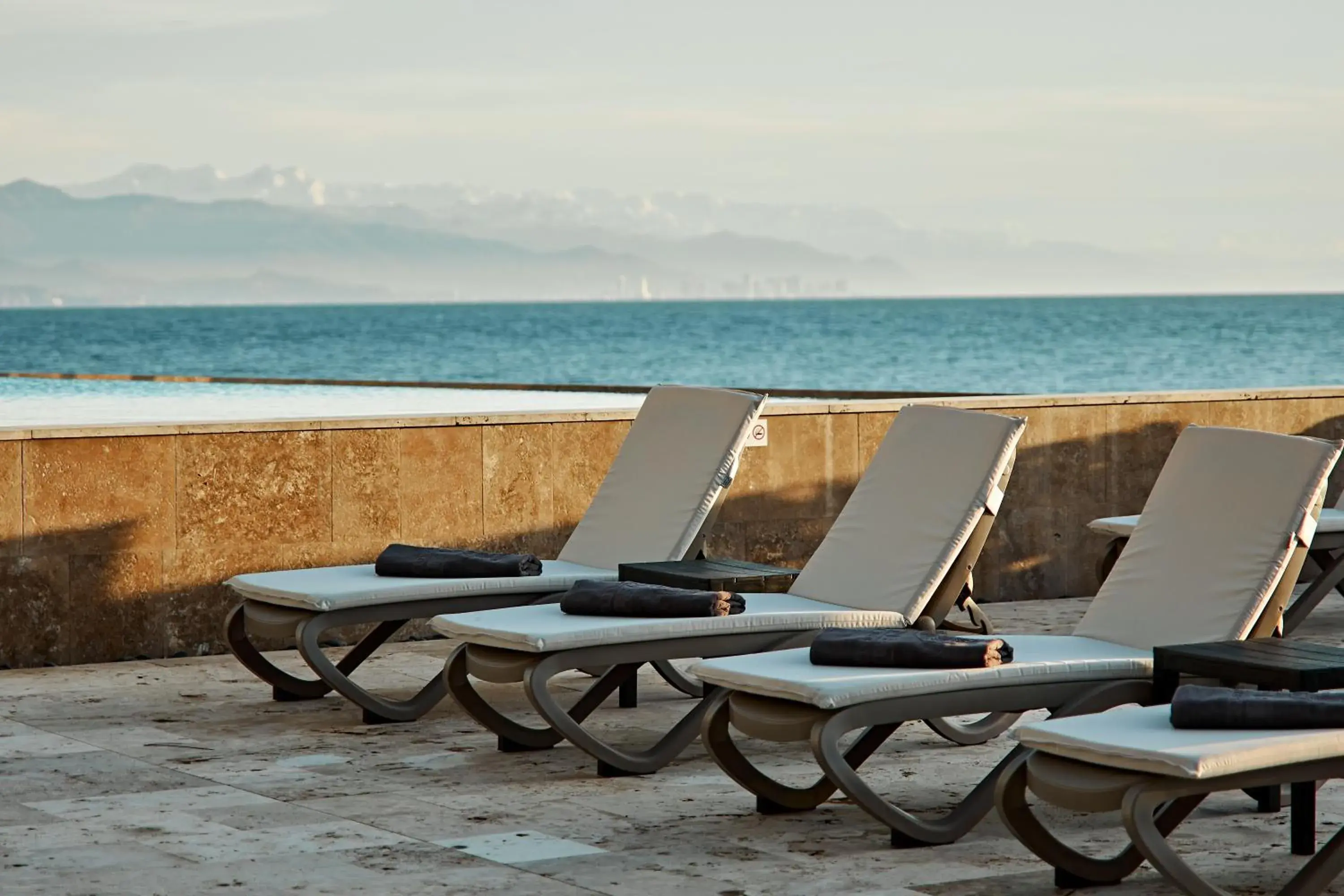 Swimming pool in Miramare Magnetic Beach Hotel Swimming pool in Miramare Magnetic Beach Hotel
