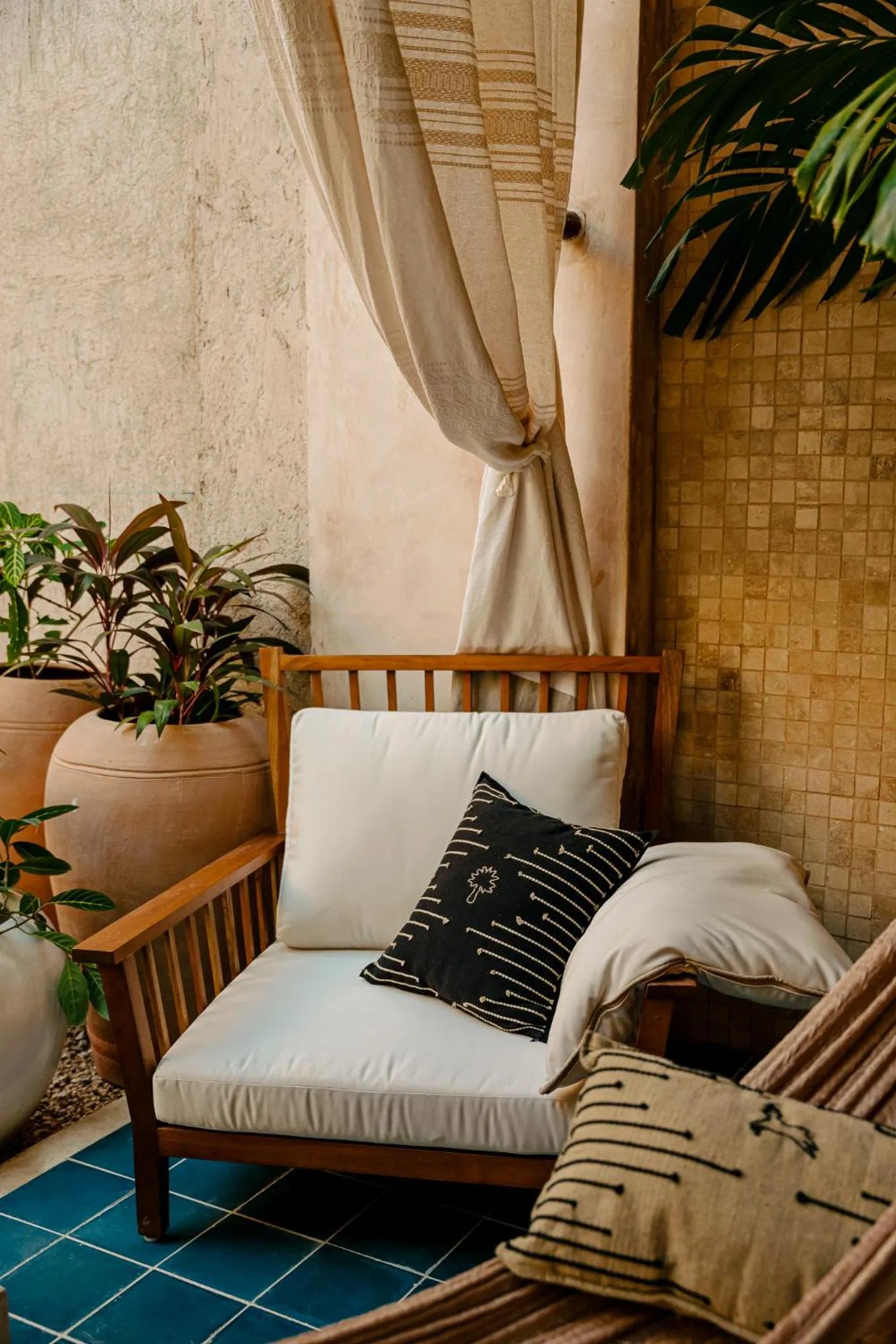 Patio, Bed in CIGNO HOTEL BOUTIQUE- Adults Only