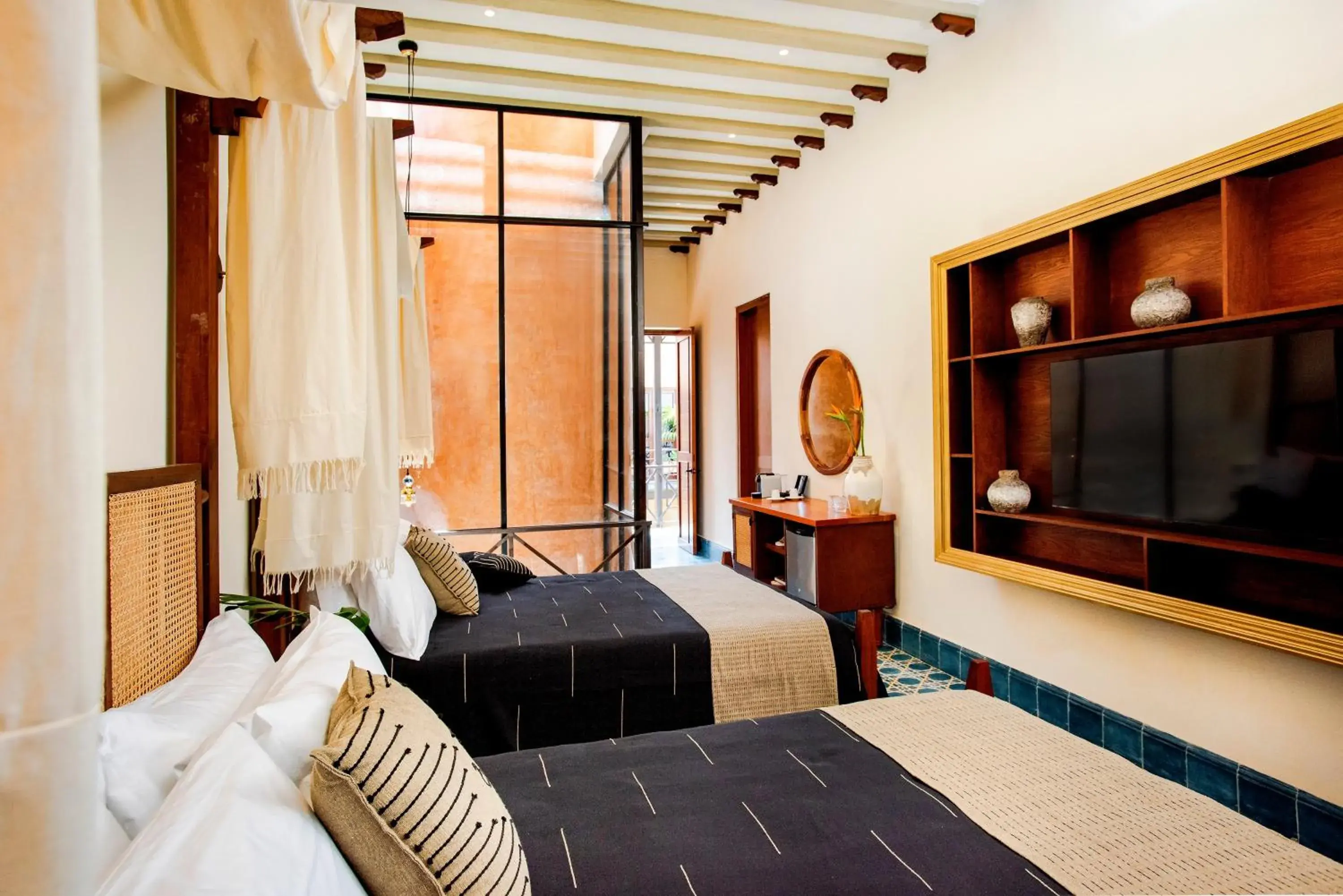 TV and multimedia, Bed in CIGNO HOTEL BOUTIQUE- Adults Only TV and multimedia, Bed in CIGNO HOTEL BOUTIQUE- Adults Only