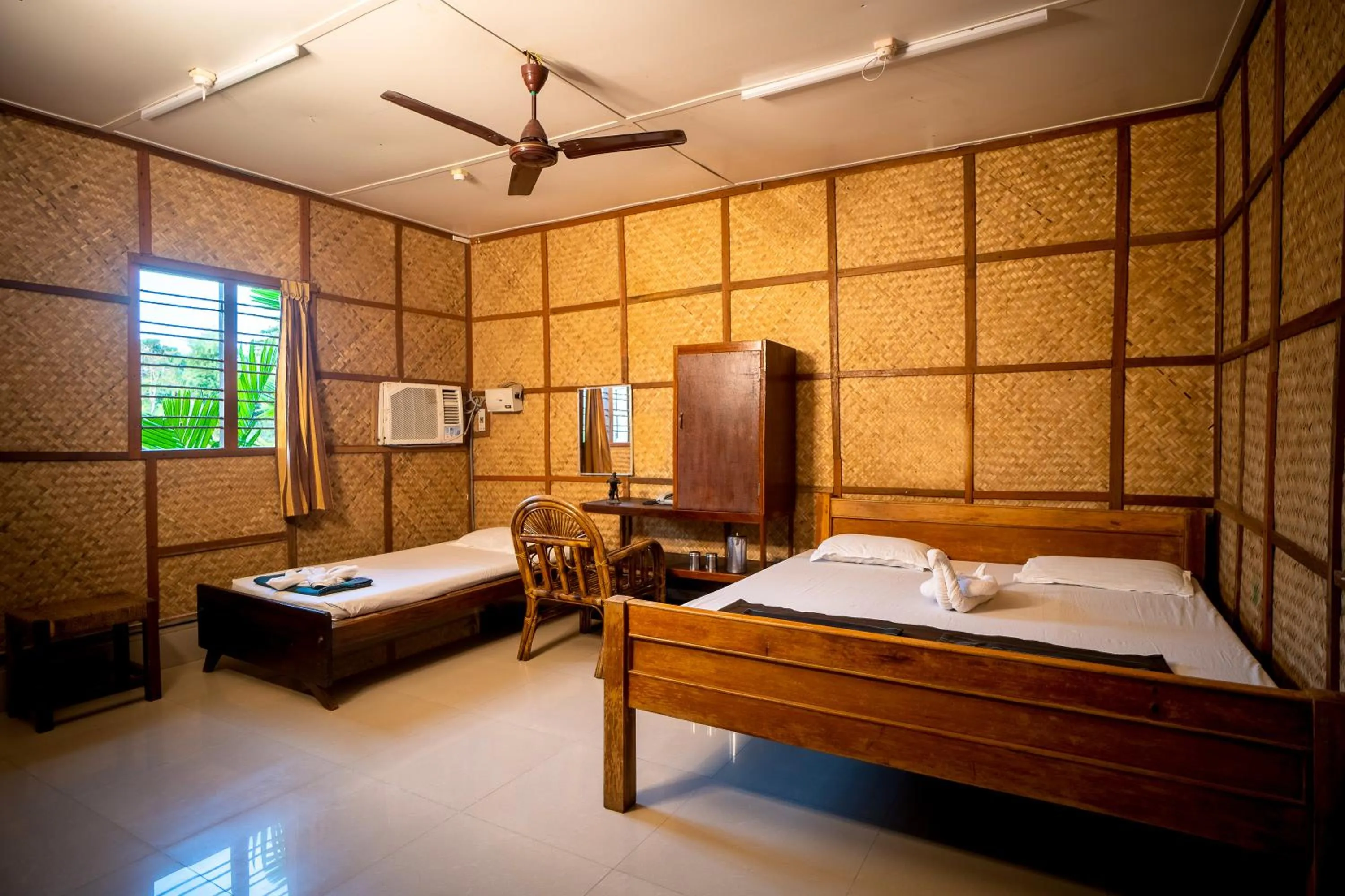 Photo of the whole room, Bed in Palm Grove Eco Resort