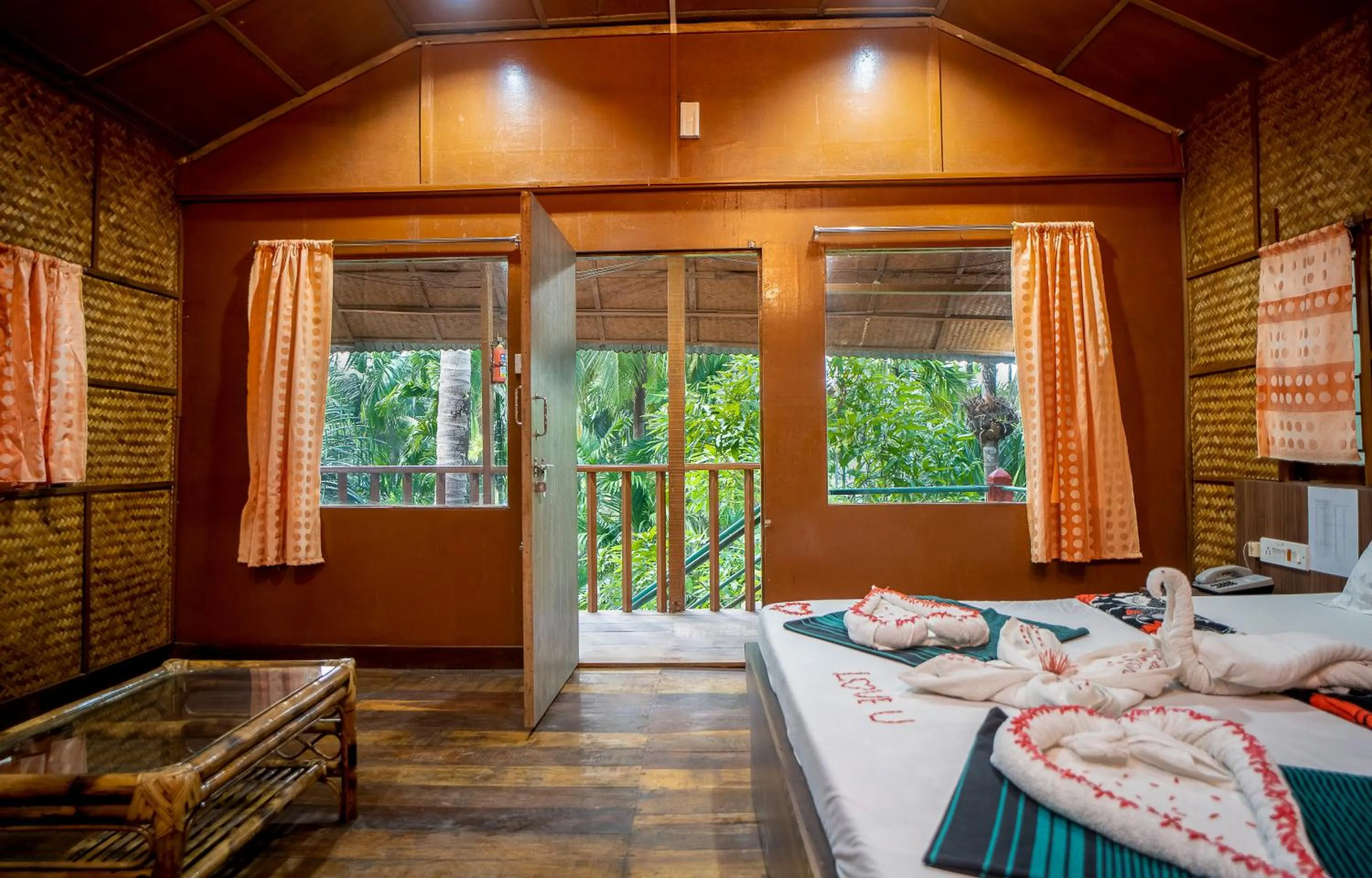 Bedroom, Bed in Palm Grove Eco Resort