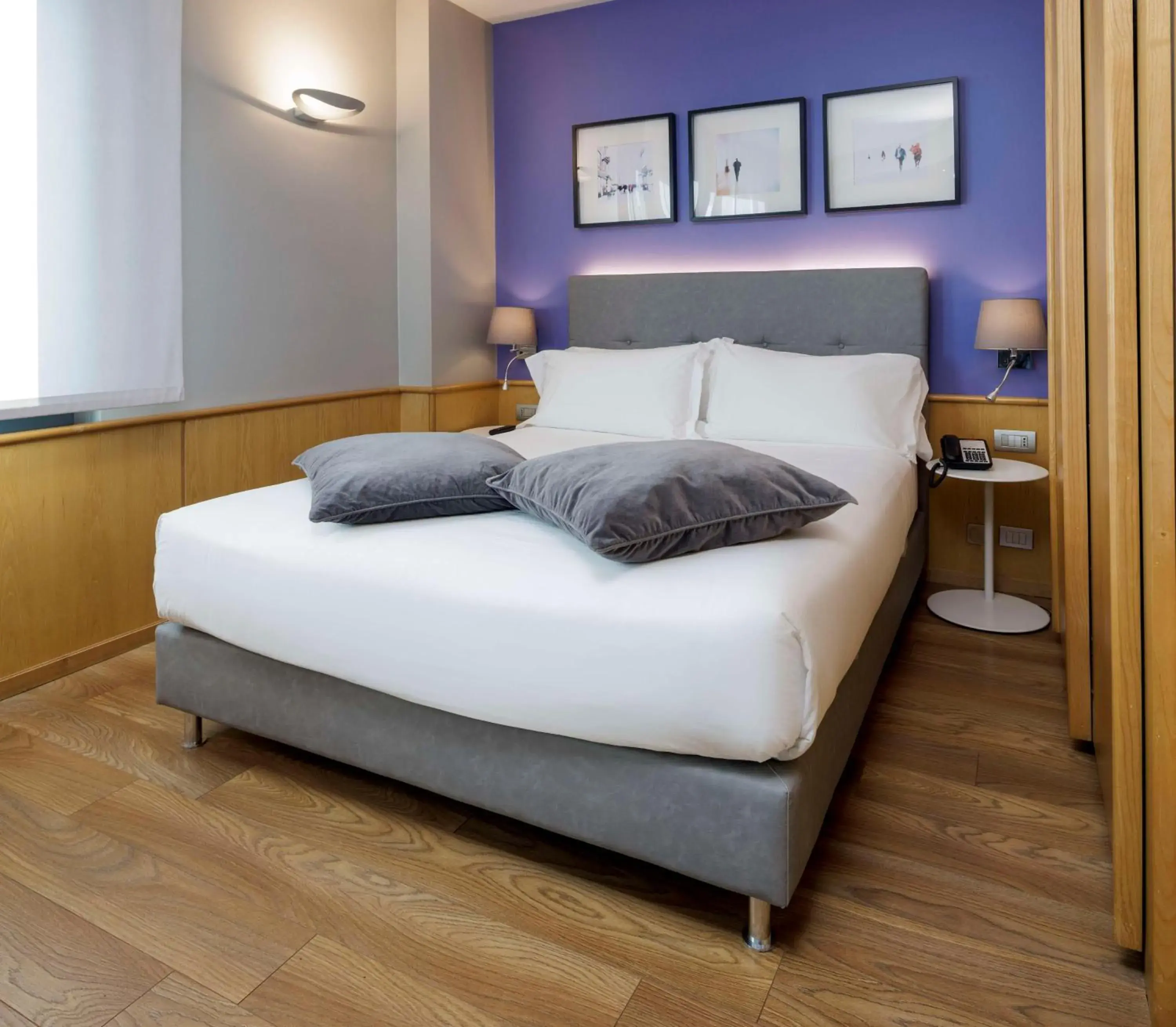 Bed in Best Western Plus Executive Hotel and Suites Bed in Best Western Plus Executive Hotel and Suites