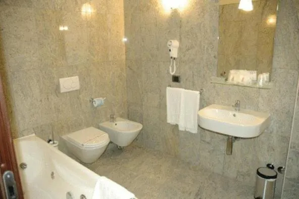 Toilet in Residenza Fontanelle