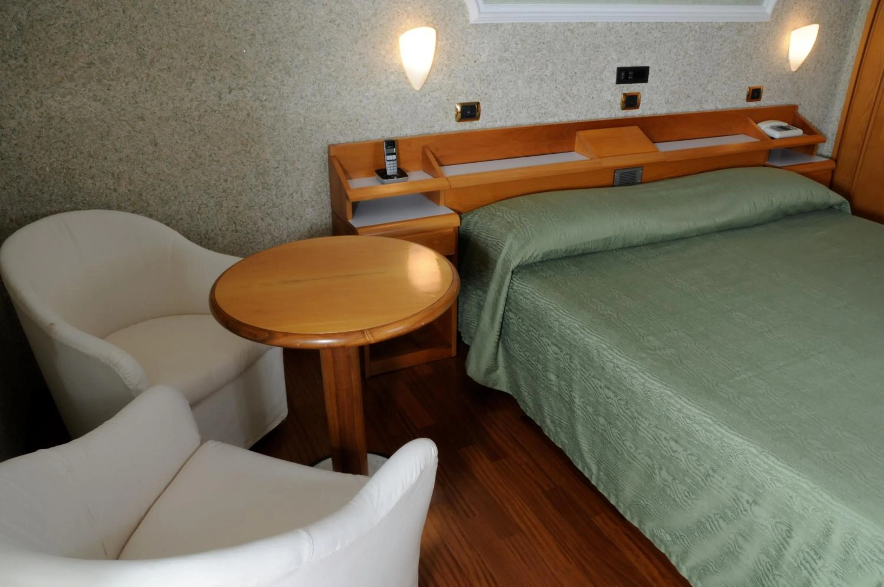 Bed in Grand Hotel Ambasciatori Wellness & Spa