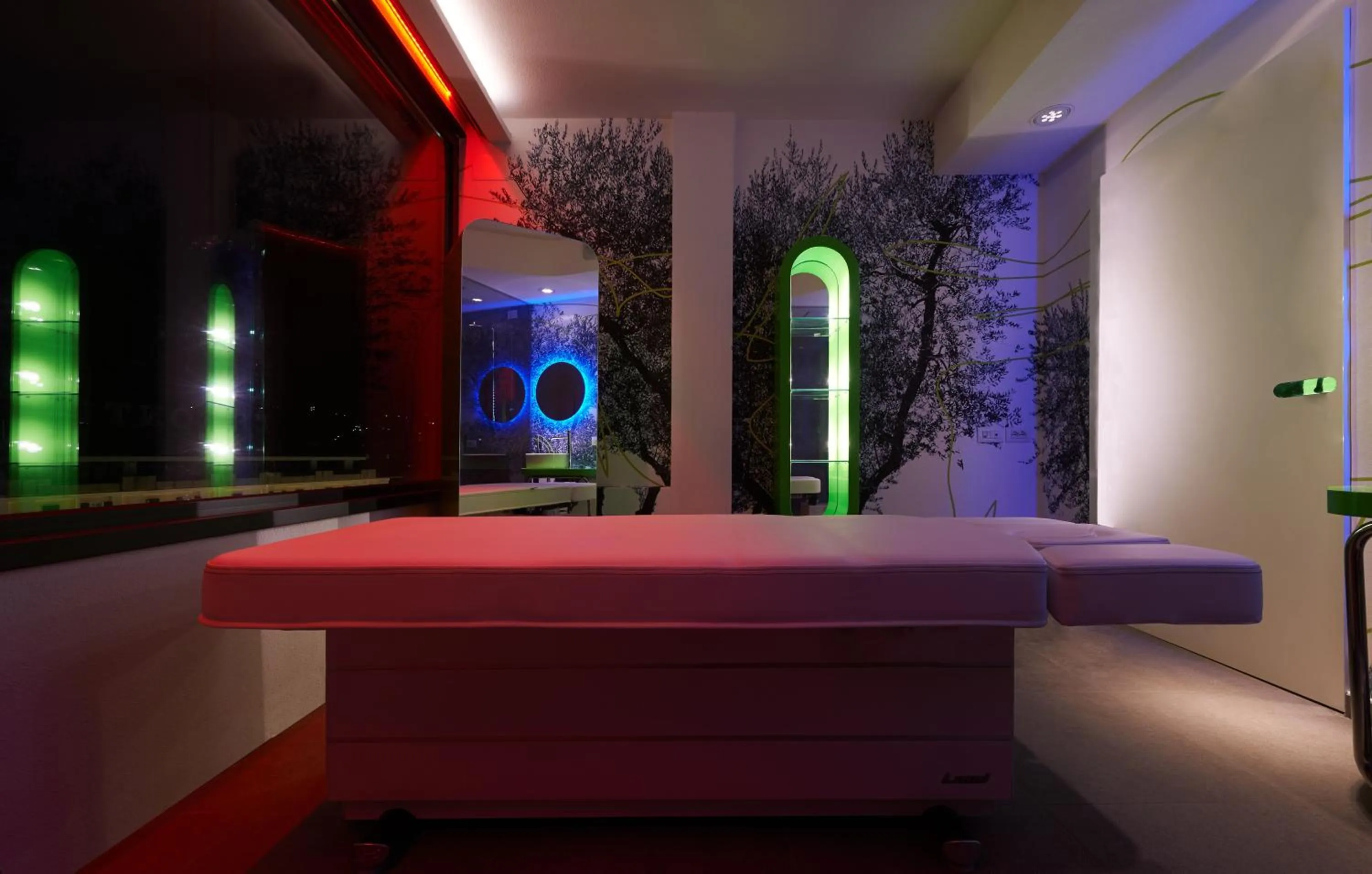 Massage in Grand Hotel Ambasciatori Wellness & Spa