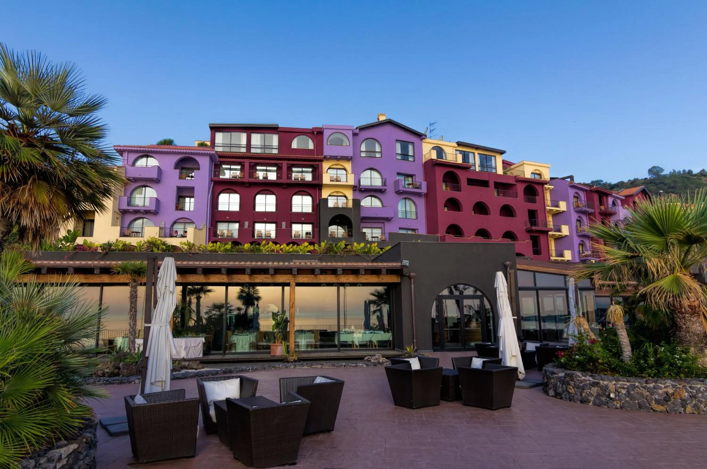 Facade/entrance in Santa Tecla Palace