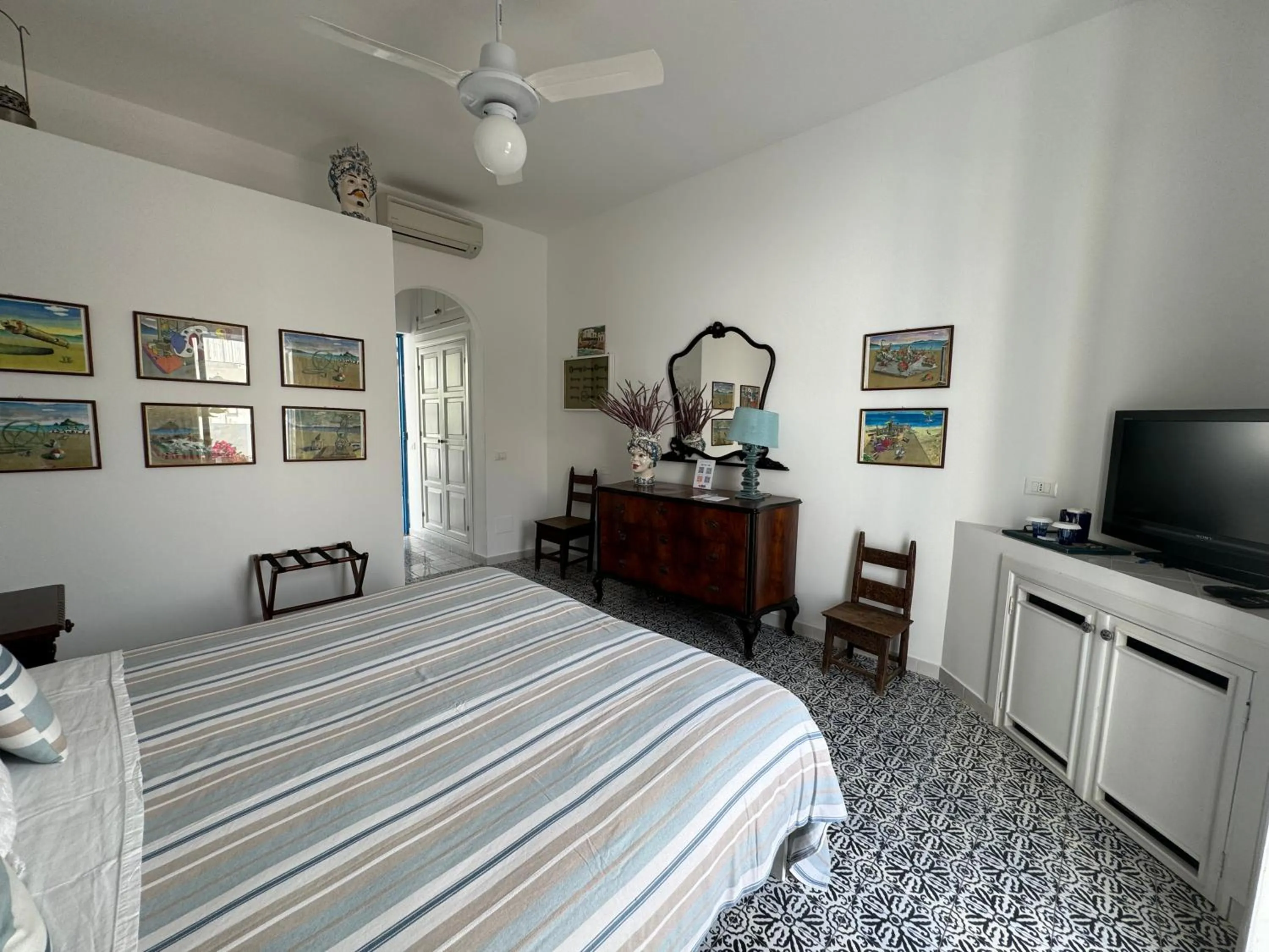 Bed in Hotel Lisca Bianca