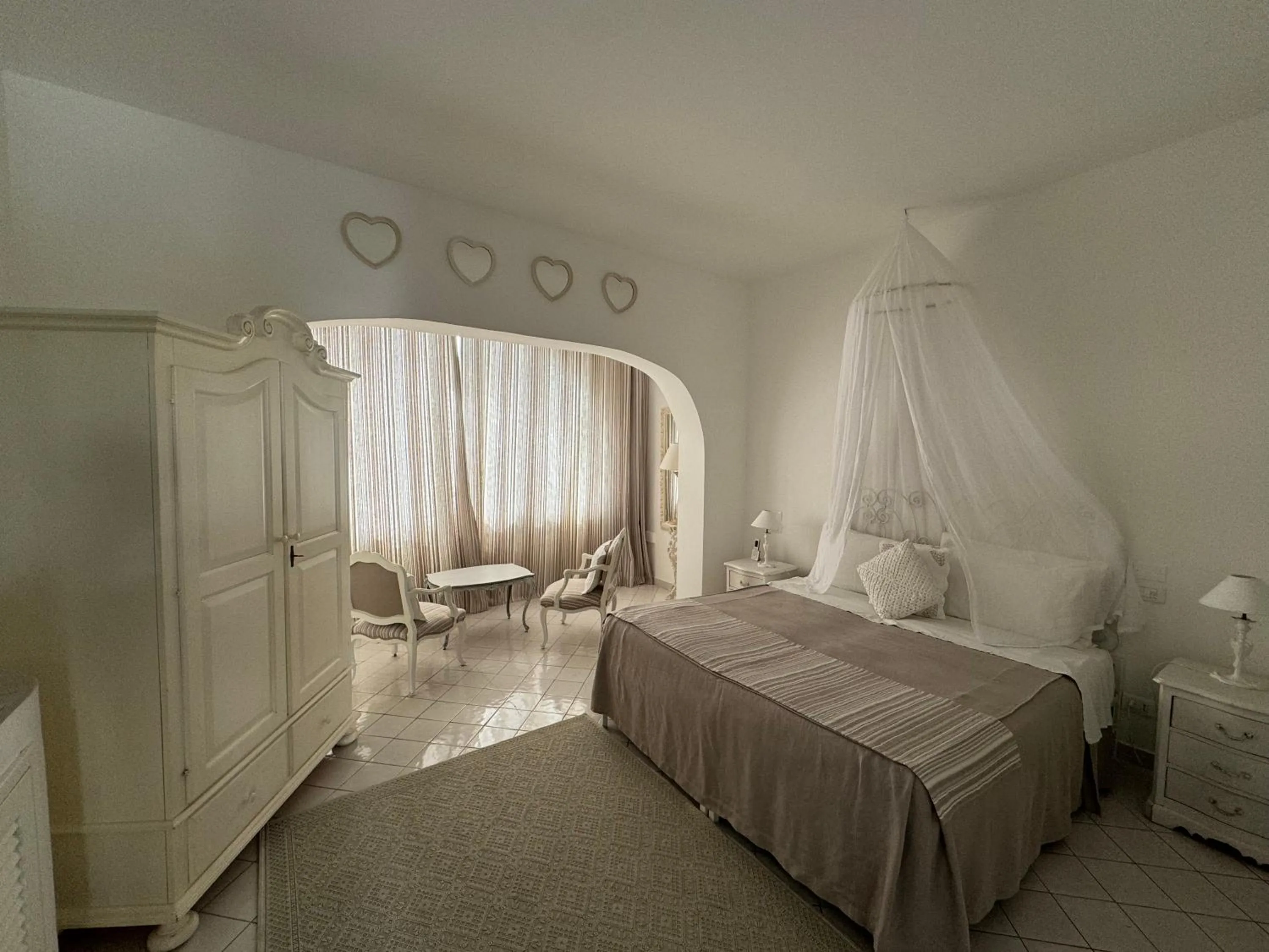 Bed in Hotel Lisca Bianca