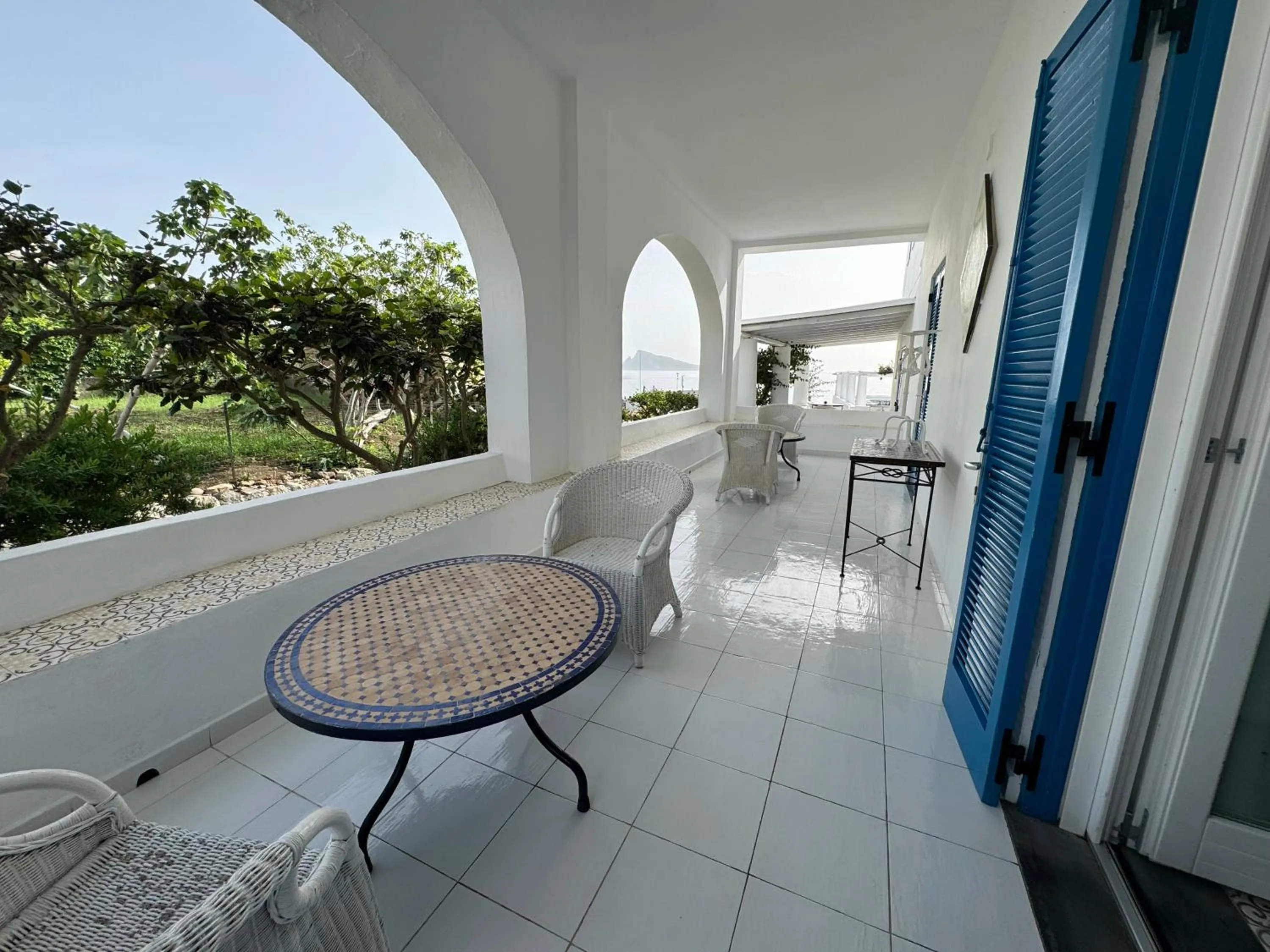 Patio in Hotel Lisca Bianca