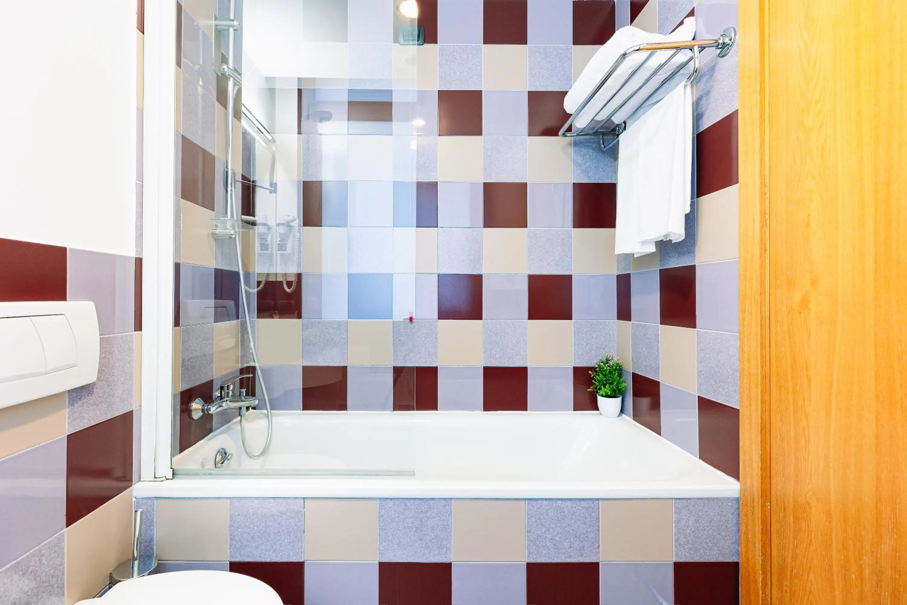 Bathroom in Mercure Roma Piazza Bologna