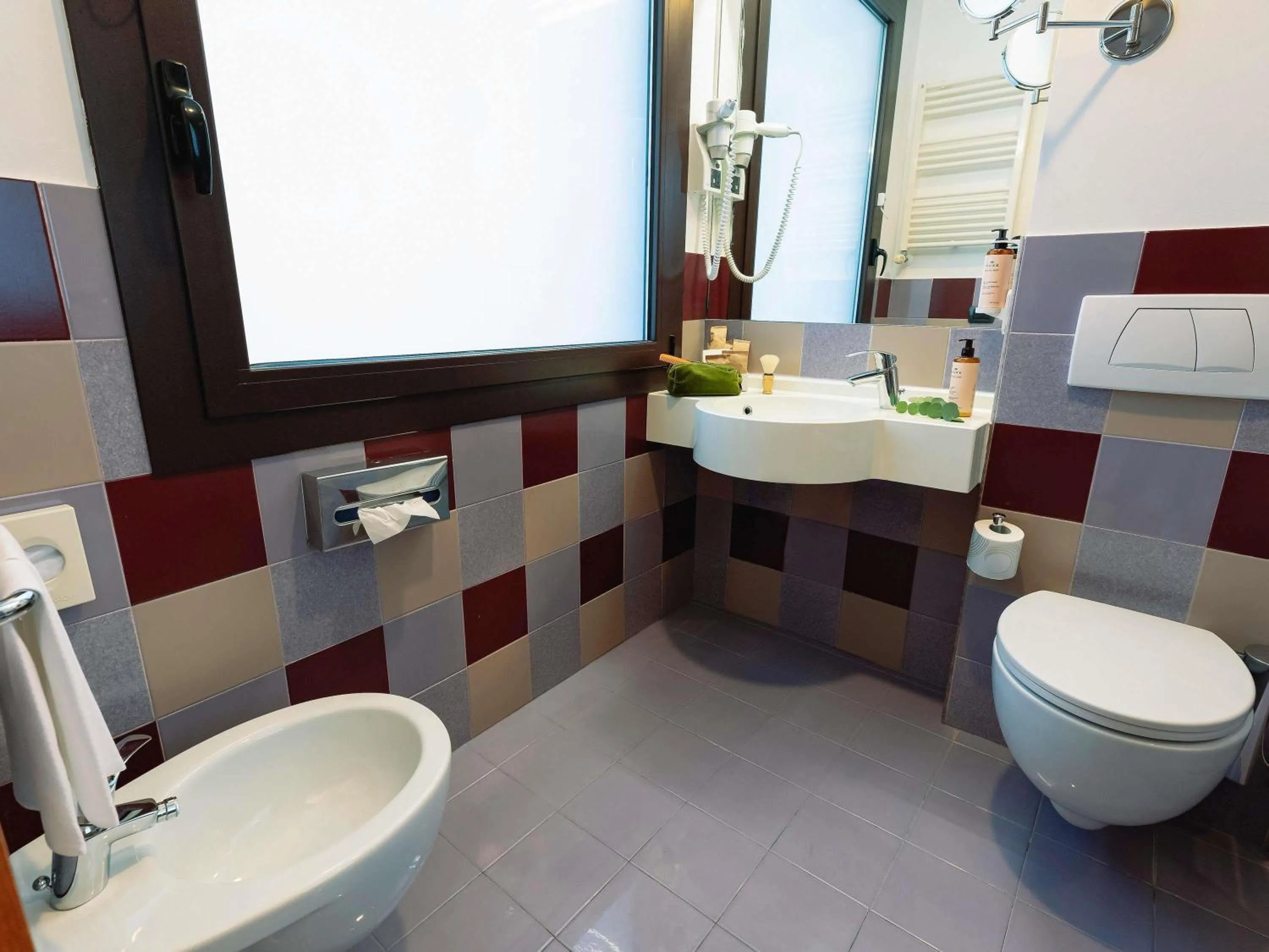 Bedroom in Mercure Roma Piazza Bologna