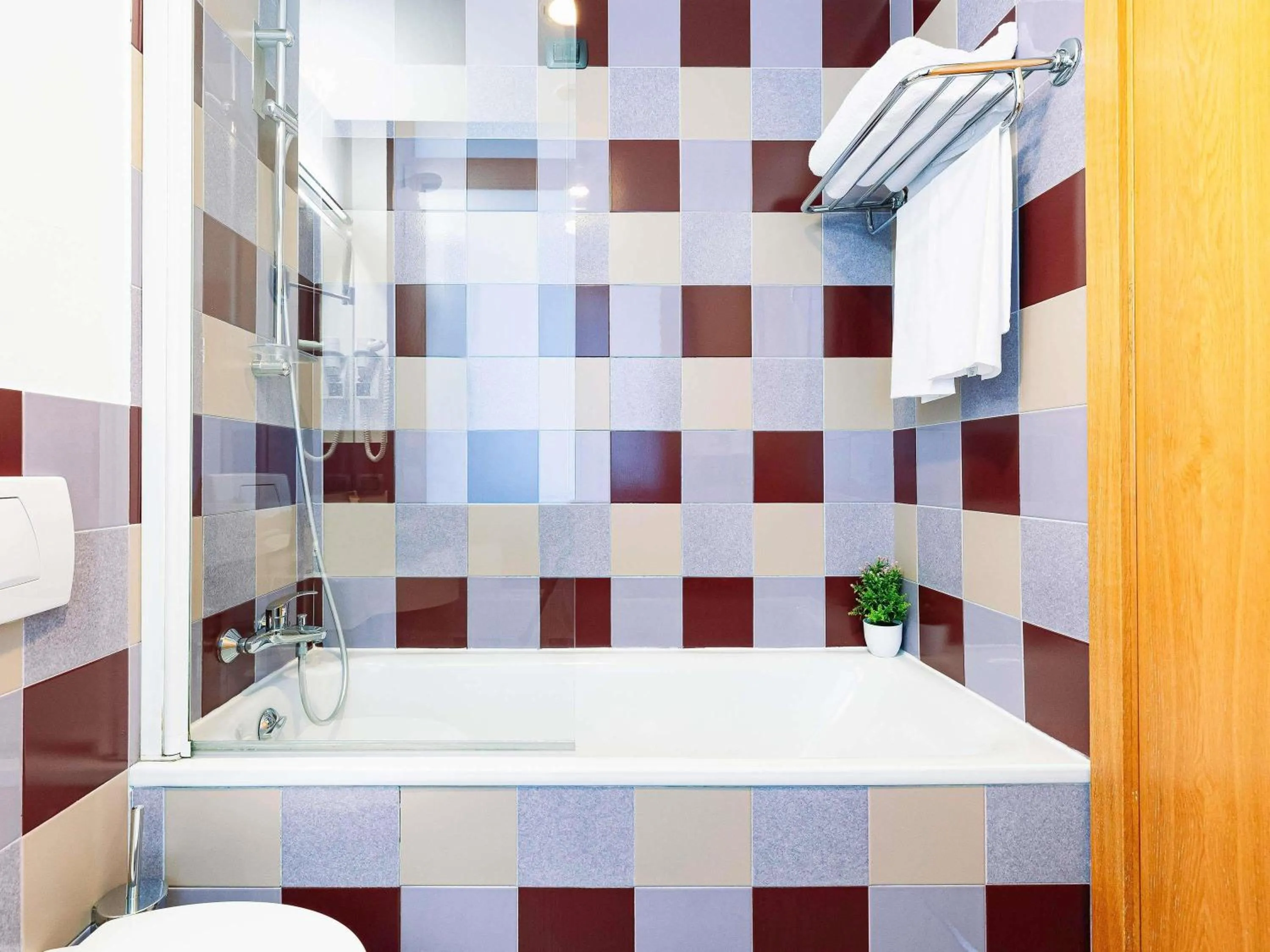 Bedroom in Mercure Roma Piazza Bologna