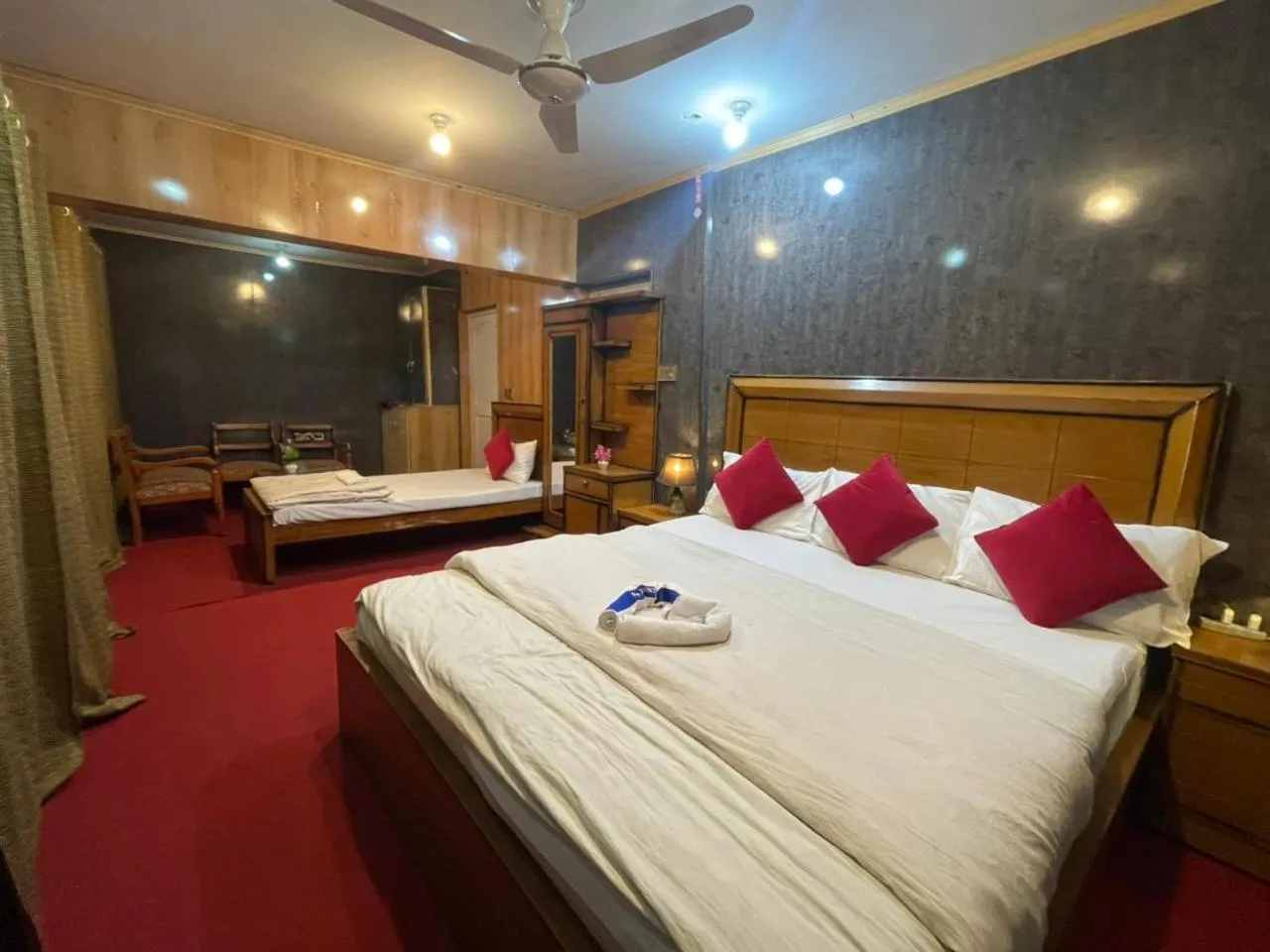 Bed in Ringachan Guest House & Restaurant