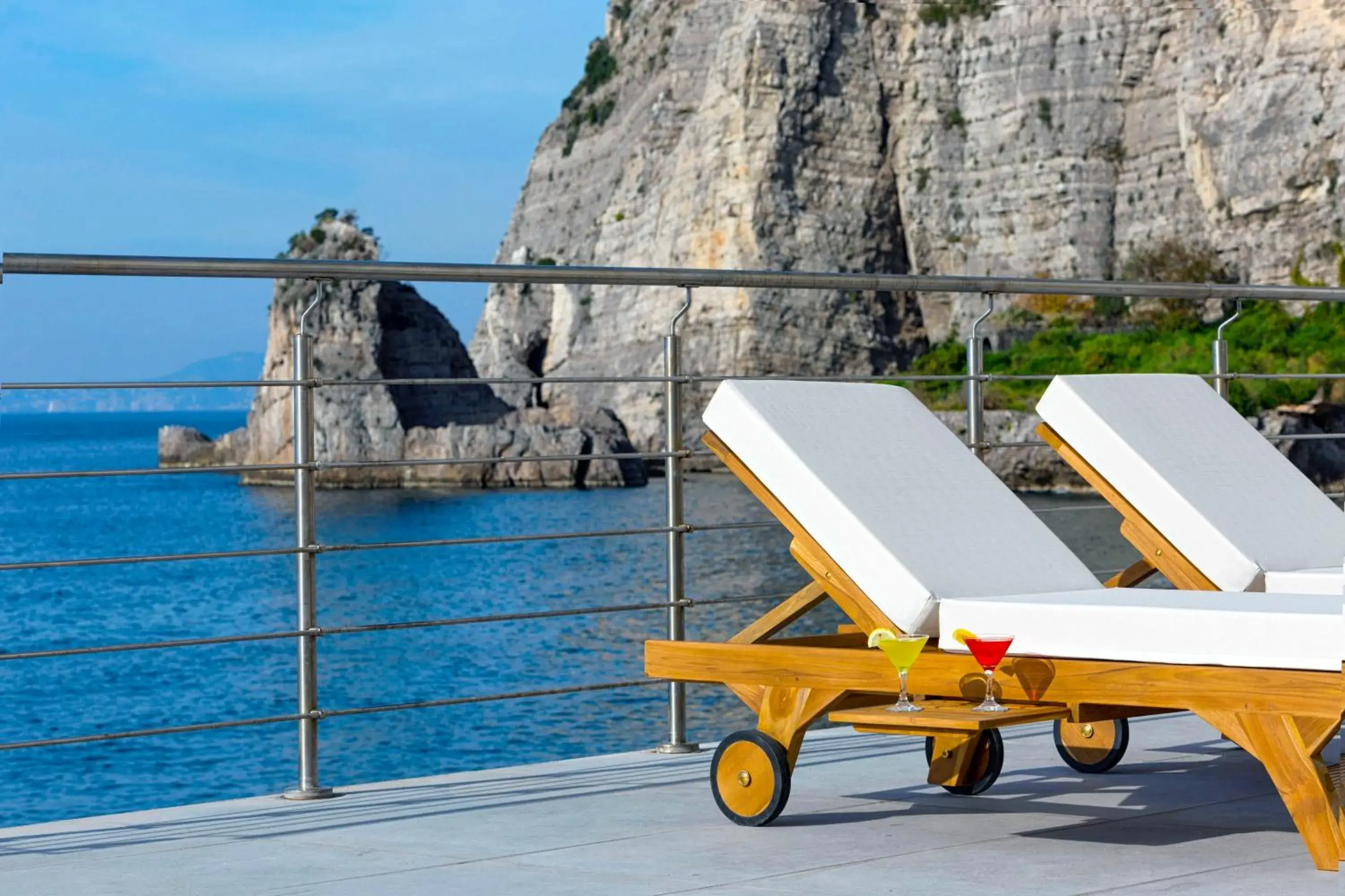 sunbed in Mar Hotel Alimuri sunbed in Mar Hotel Alimuri