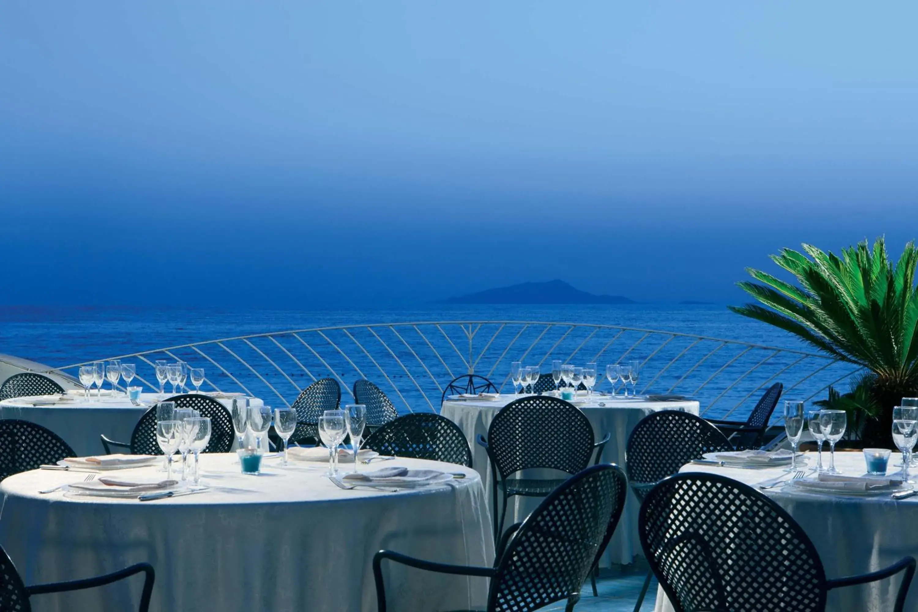 Restaurant/places to eat in Mar Hotel Alimuri Restaurant/places to eat in Mar Hotel Alimuri