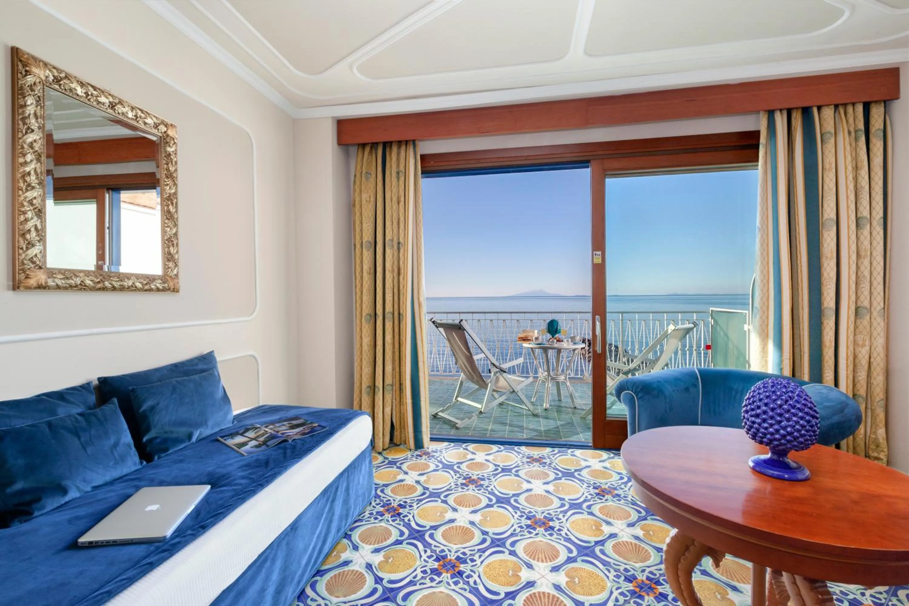 Living room in Mar Hotel Alimuri