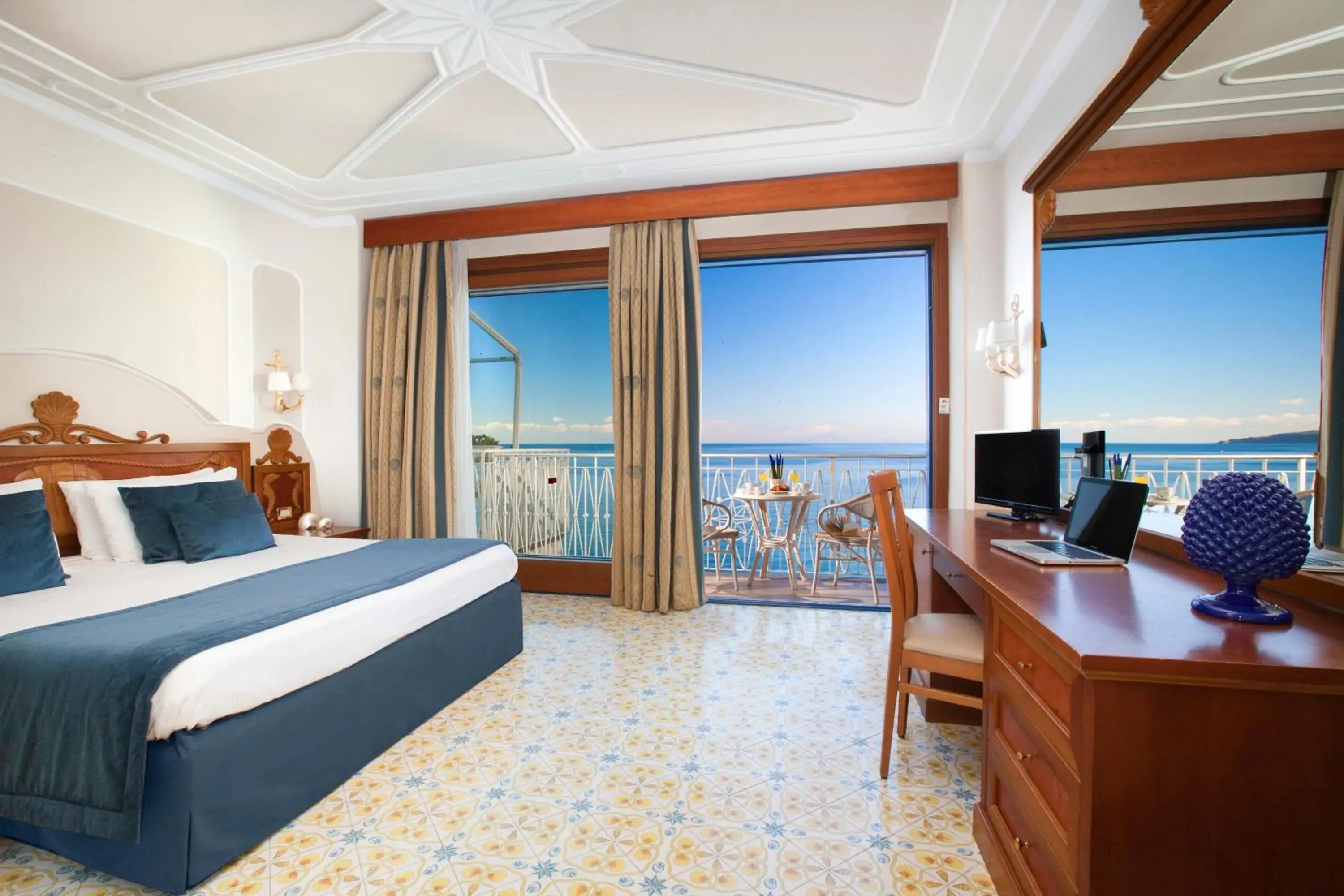 Bedroom, Bed in Mar Hotel Alimuri Bedroom, Bed in Mar Hotel Alimuri