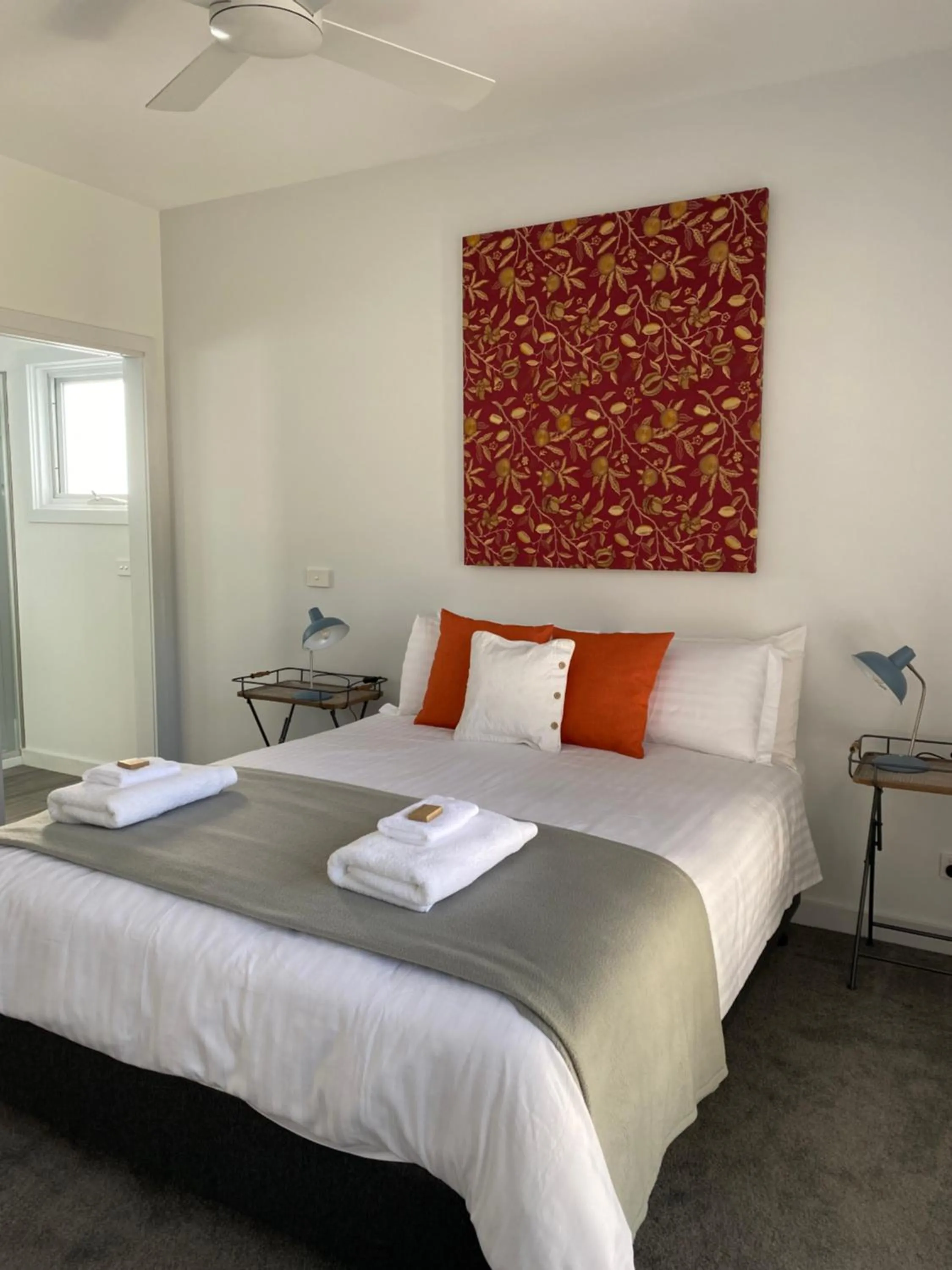 Bedroom, Bed in The Dickins