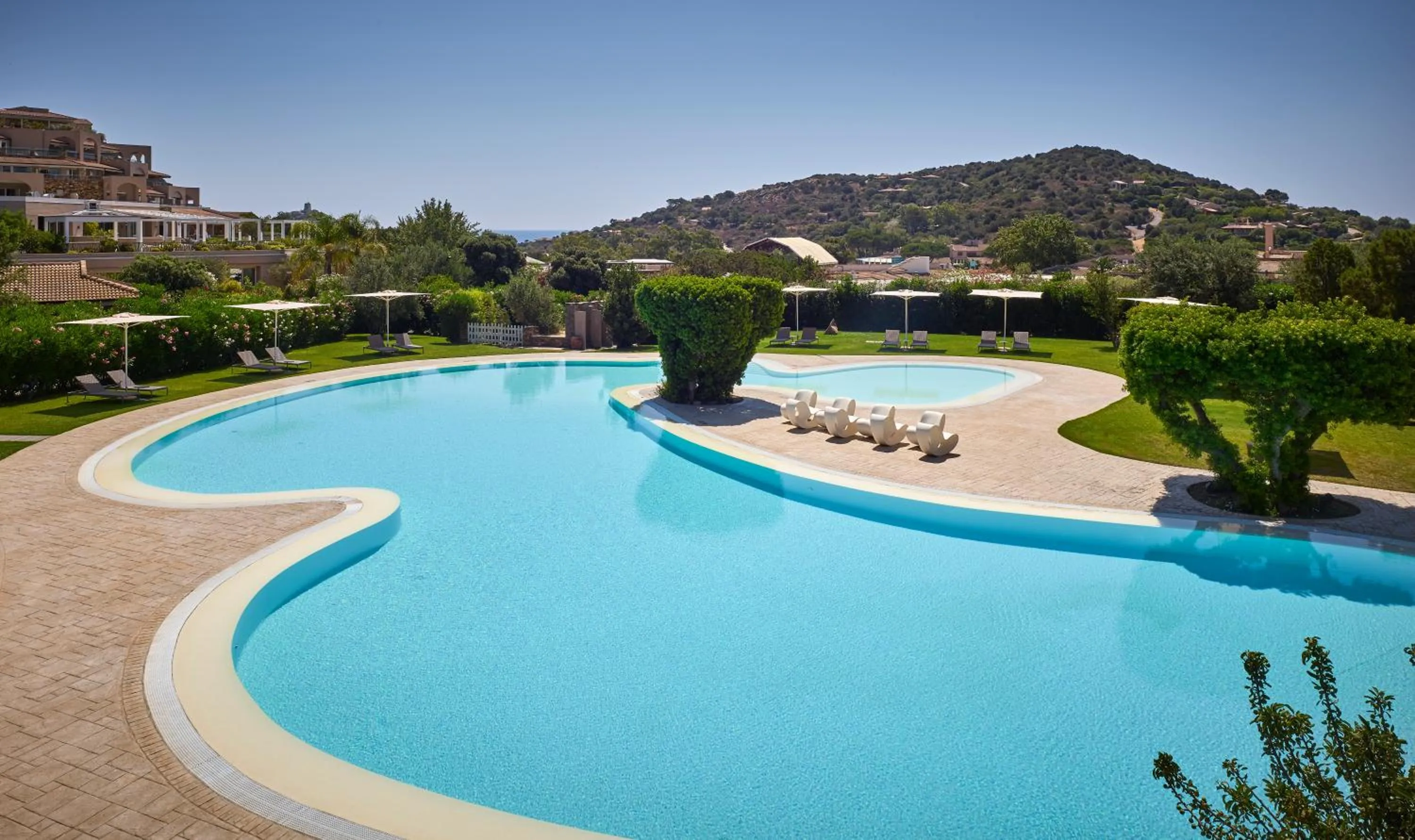 Swimming pool in Chia Laguna - Hotel Village