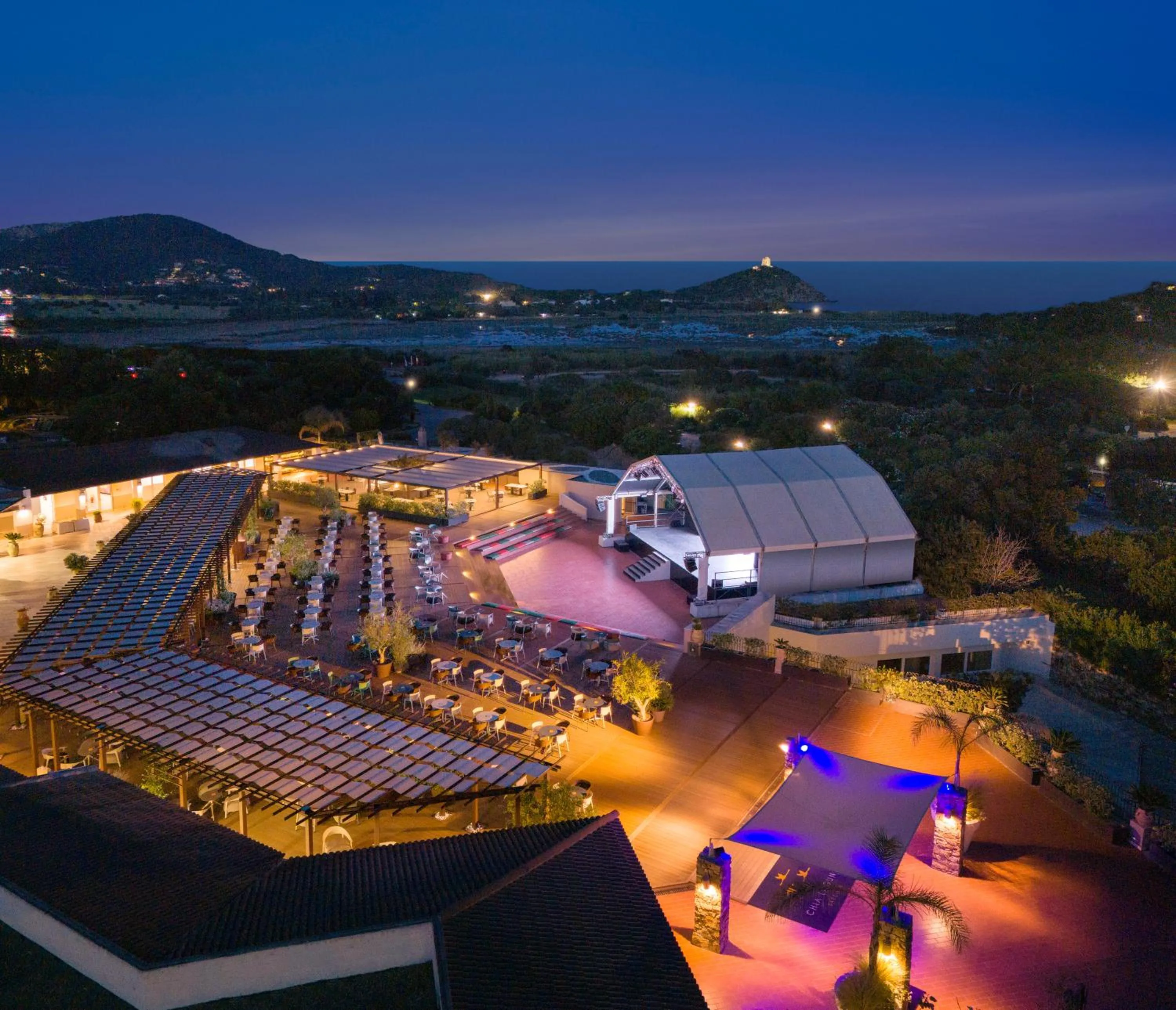 Night in Chia Laguna - Hotel Village