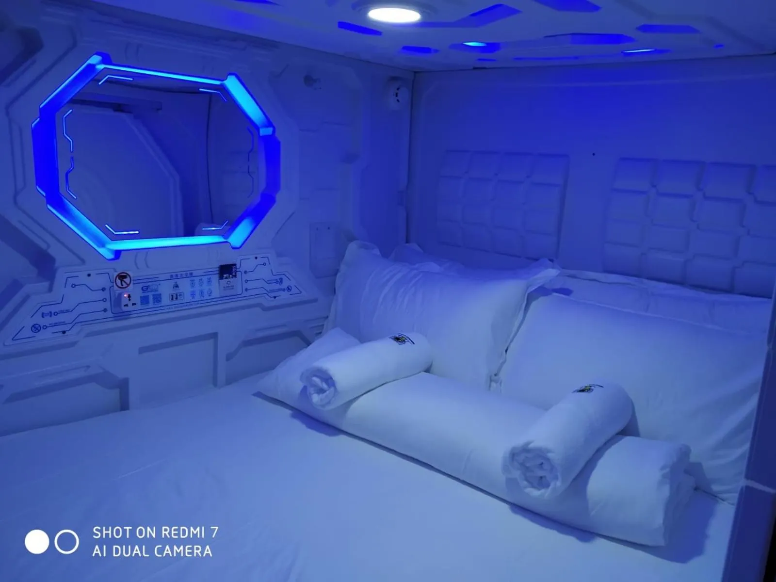Bed in Galaxy Pods Capsule Hotel Boat Quay